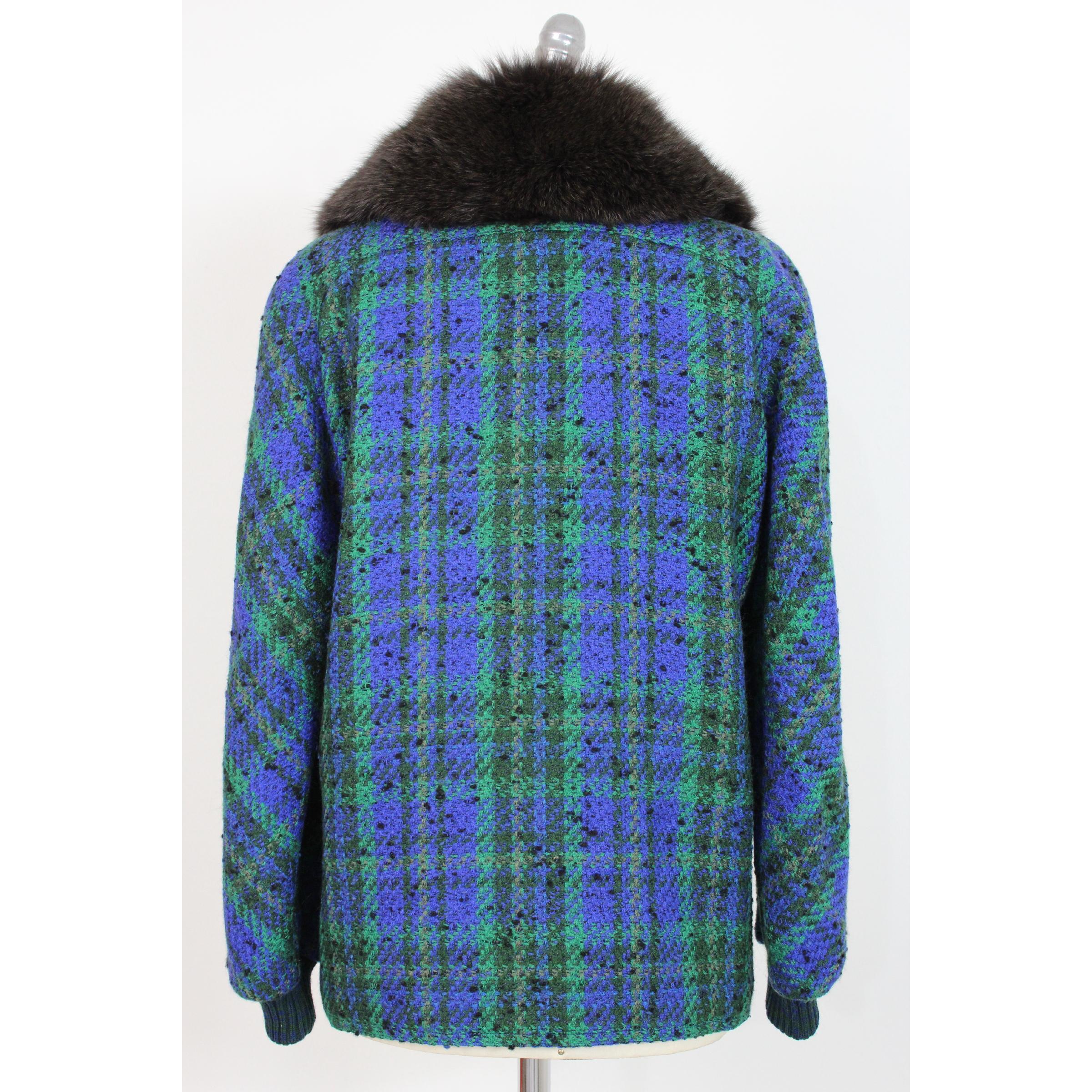 1980s Valentino Green Wool Boucle Faux Fur Neck Jacket In Excellent Condition In Brindisi, Bt