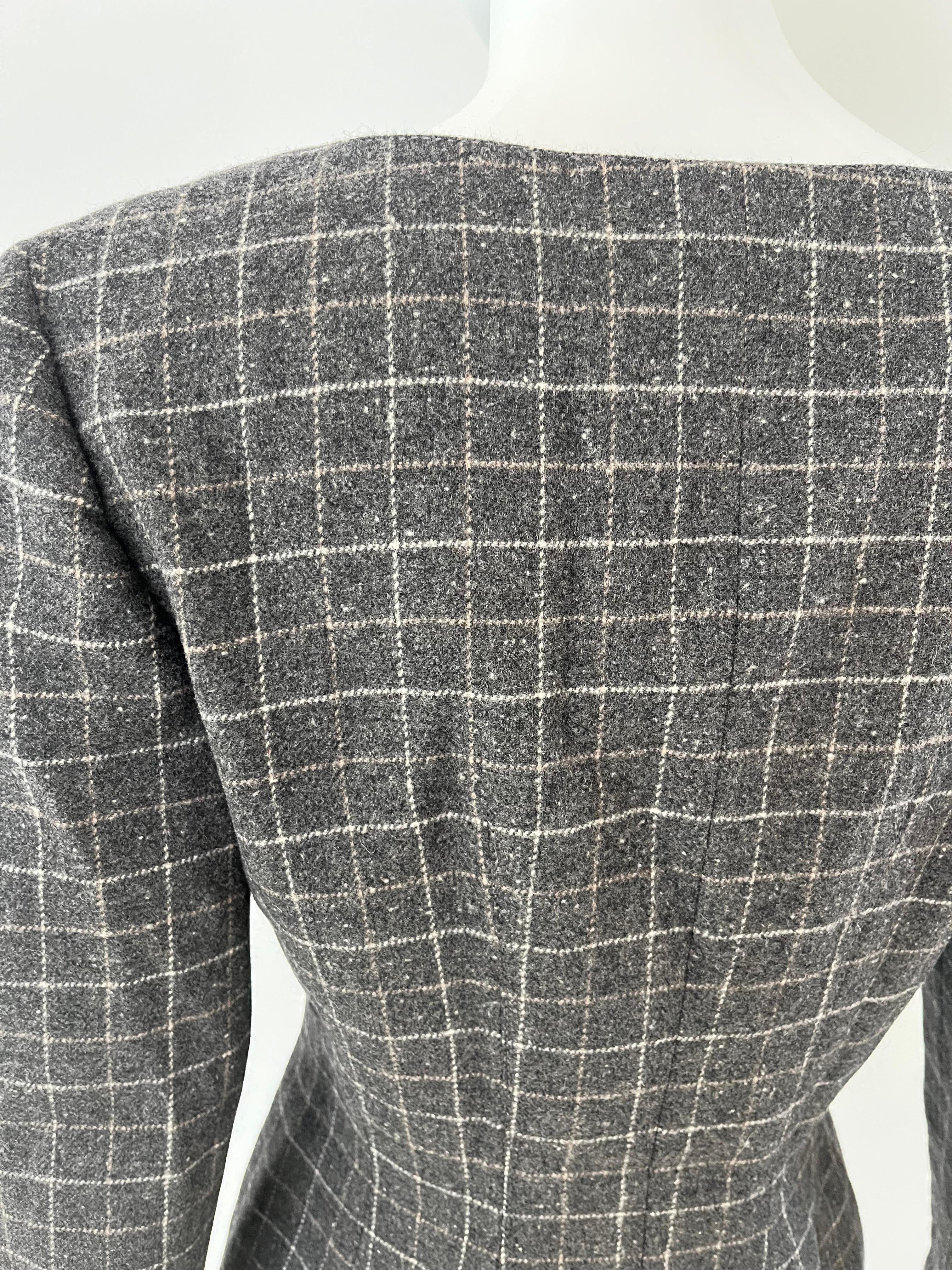 1980 Valentino Veste courte en laine grise à carreaux Excellent état - En vente à Miami, FL