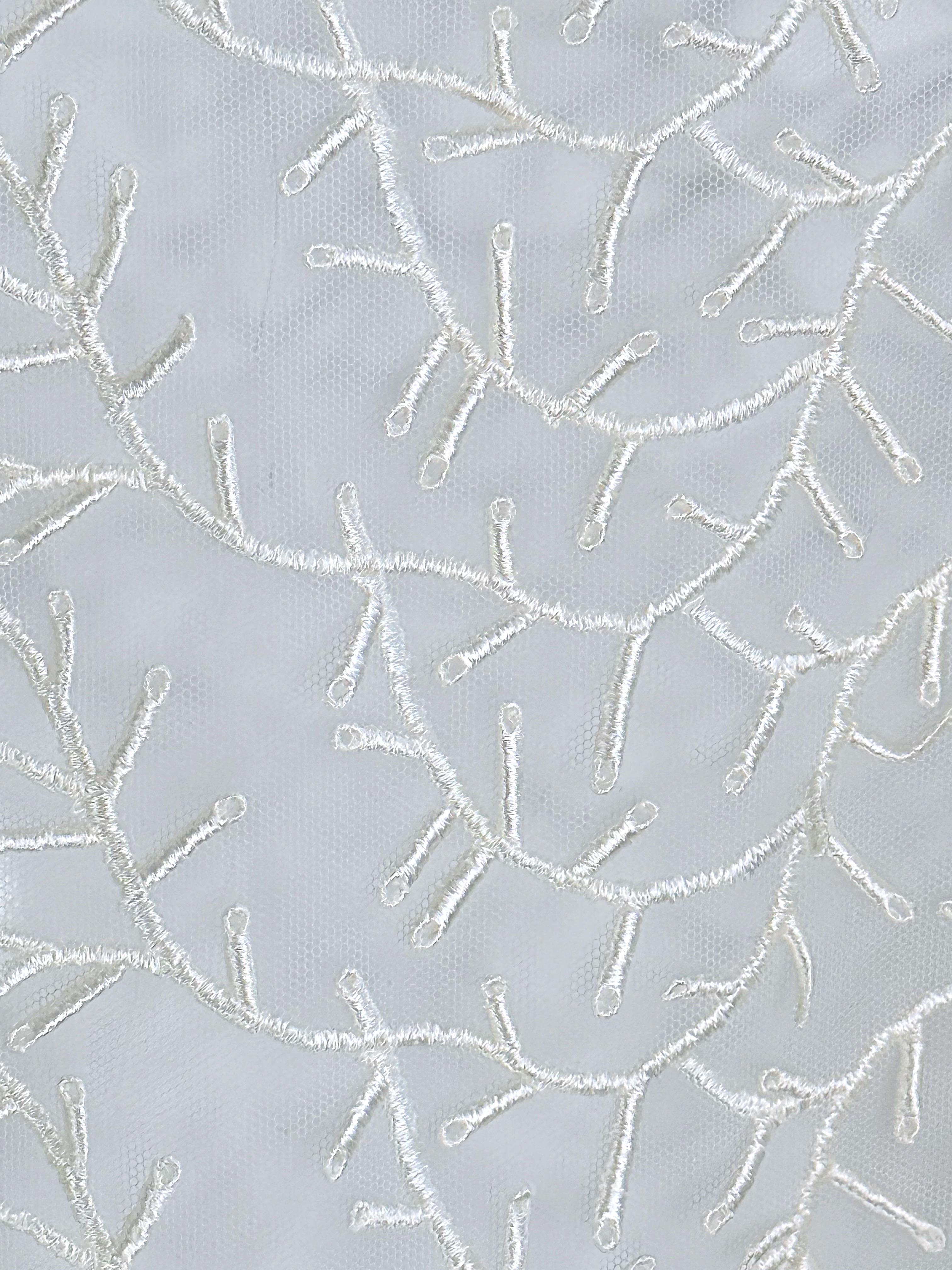 1980s Valentino Miss V White Sheer Nylon Embroidered Oversize Vintage 80s Jacket For Sale 9