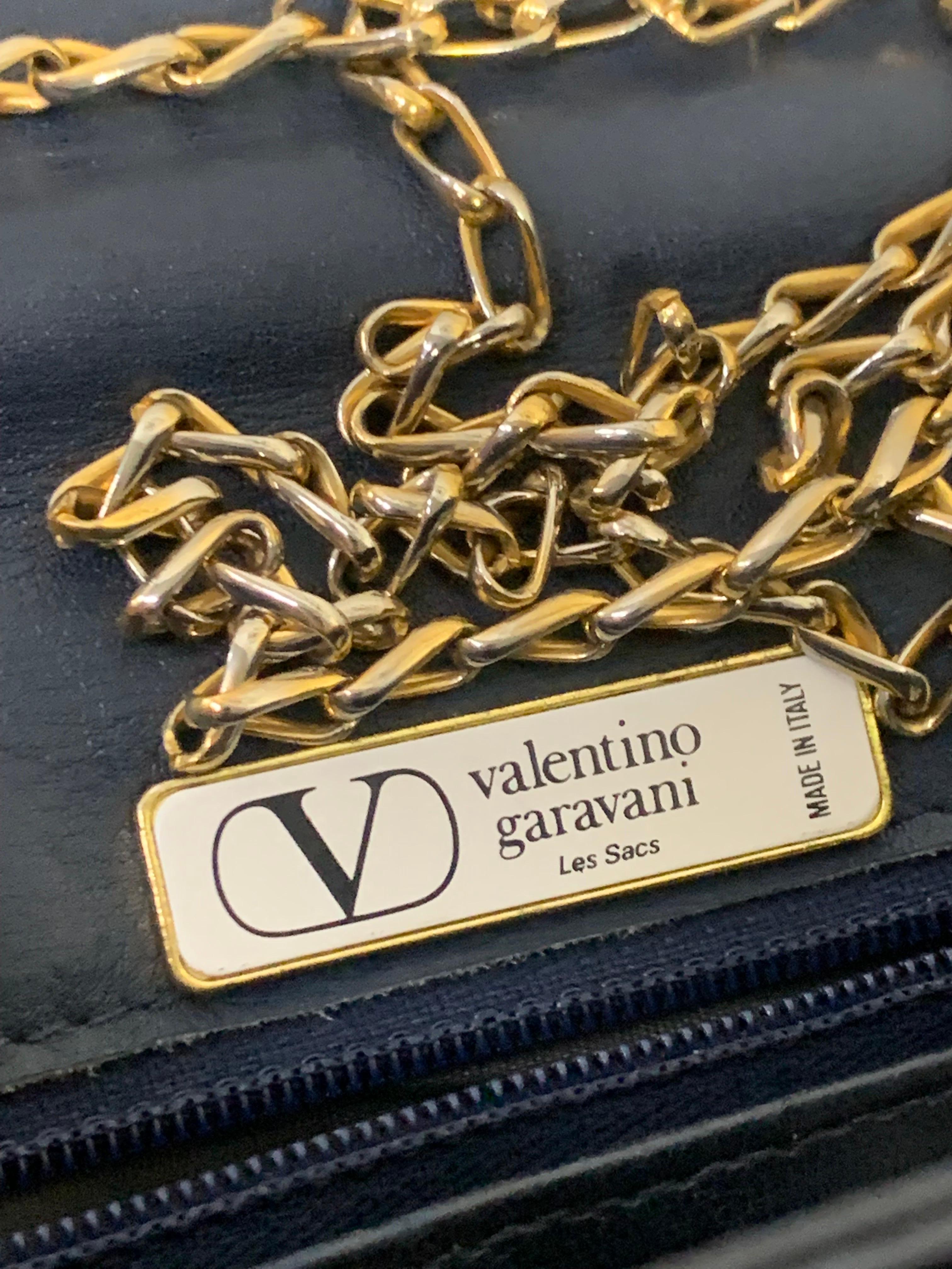 1980s Valentino Navy Lambskin Envelope Convertible Clutch w Pinstripe Detail For Sale 2