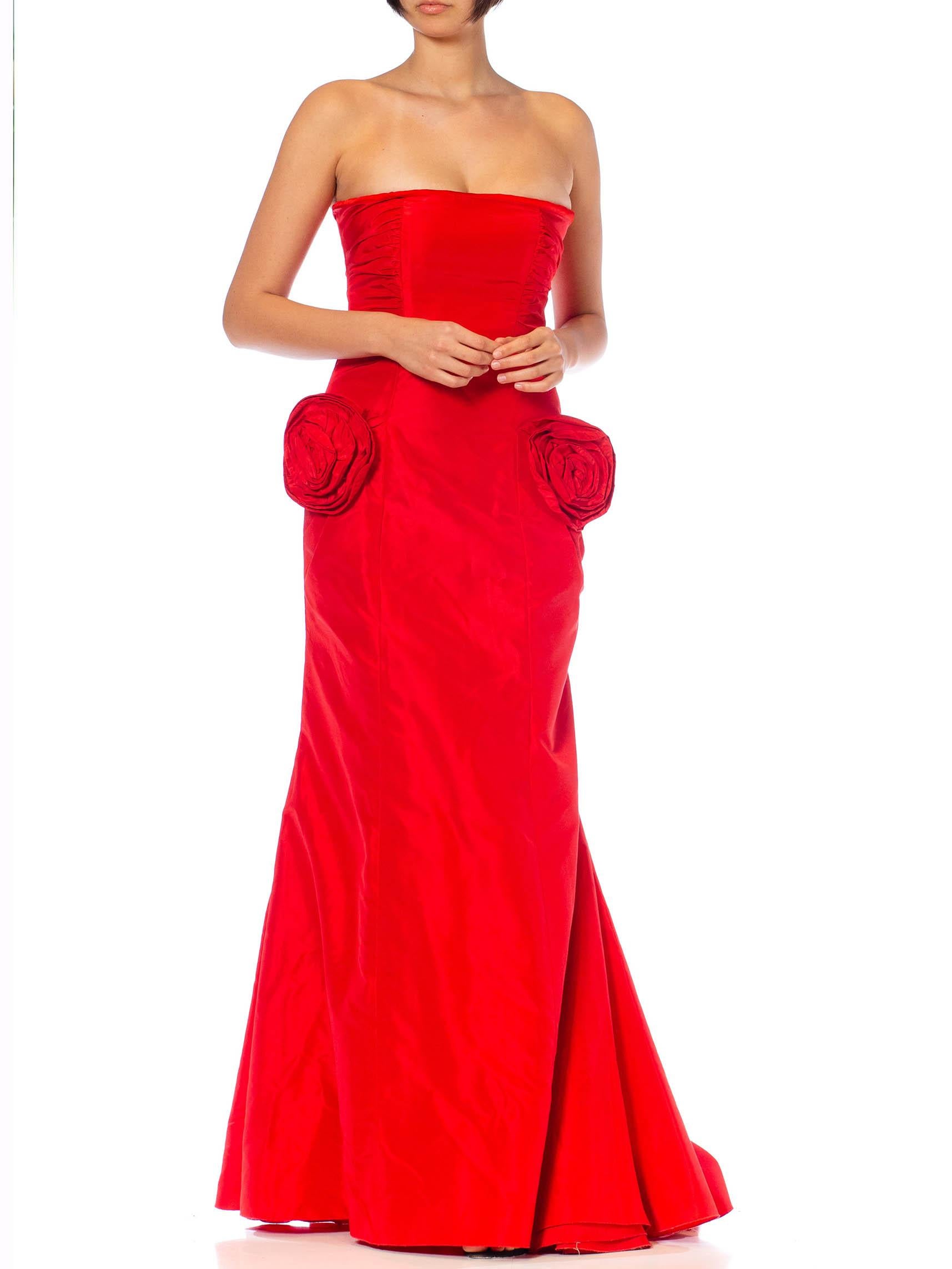 1980S Valentino Red Silk Taffeta Strapless Fishtail Trained Gown With Rosette P For Sale 2