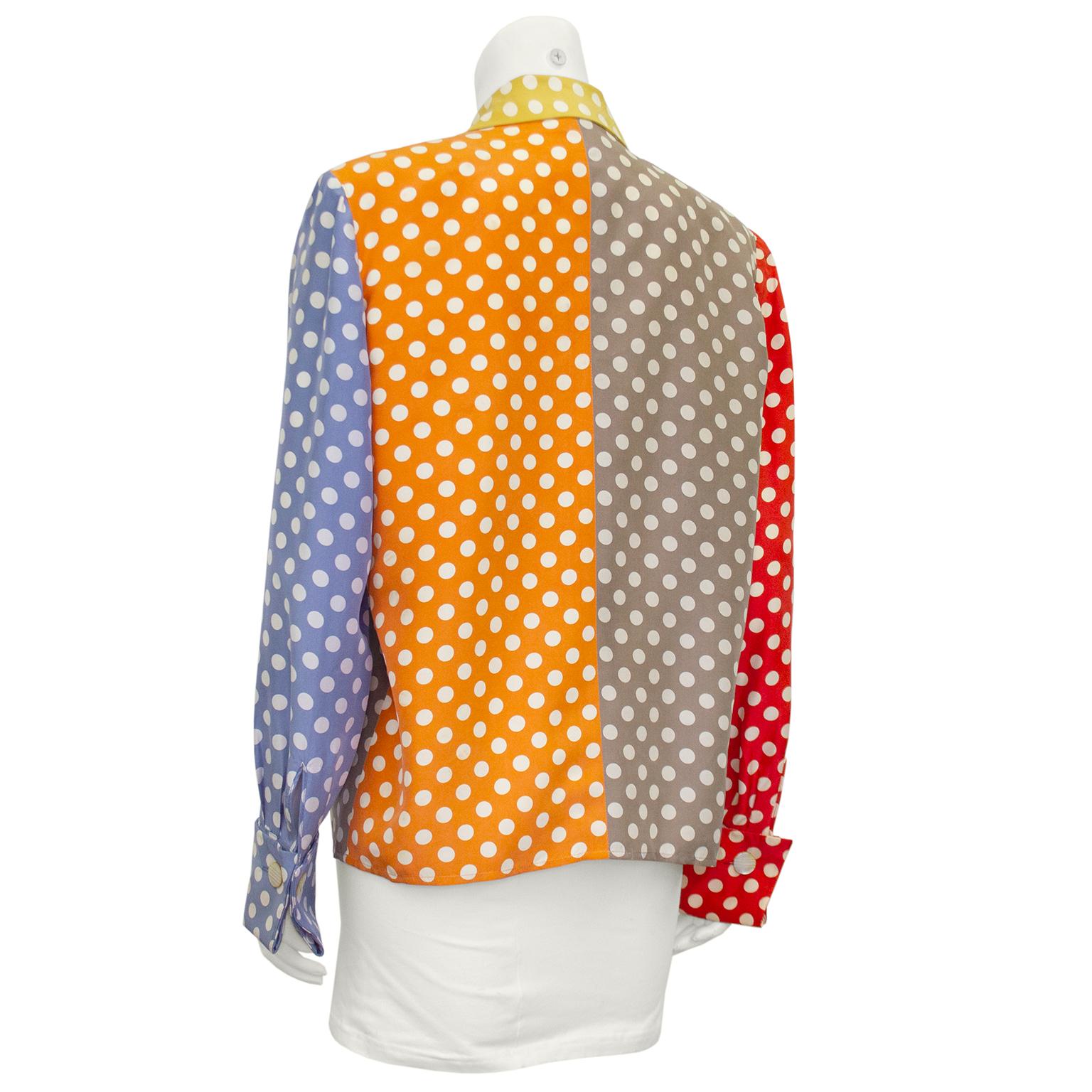 Marrone Camicia Valentino anni '80 in seta multi colore a Dot Dot in vendita