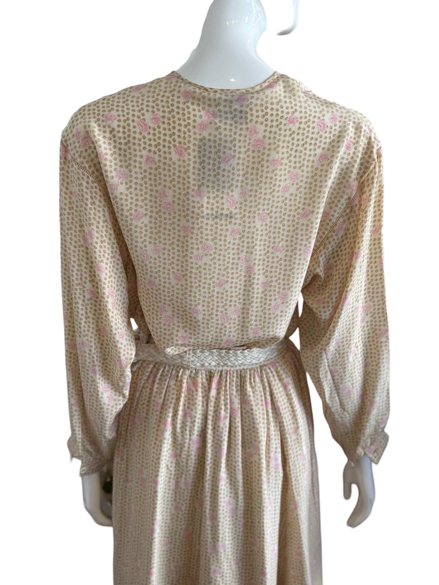 1980s Valentino Silk Rose Skirt Set In Good Condition For Sale In Miami, FL