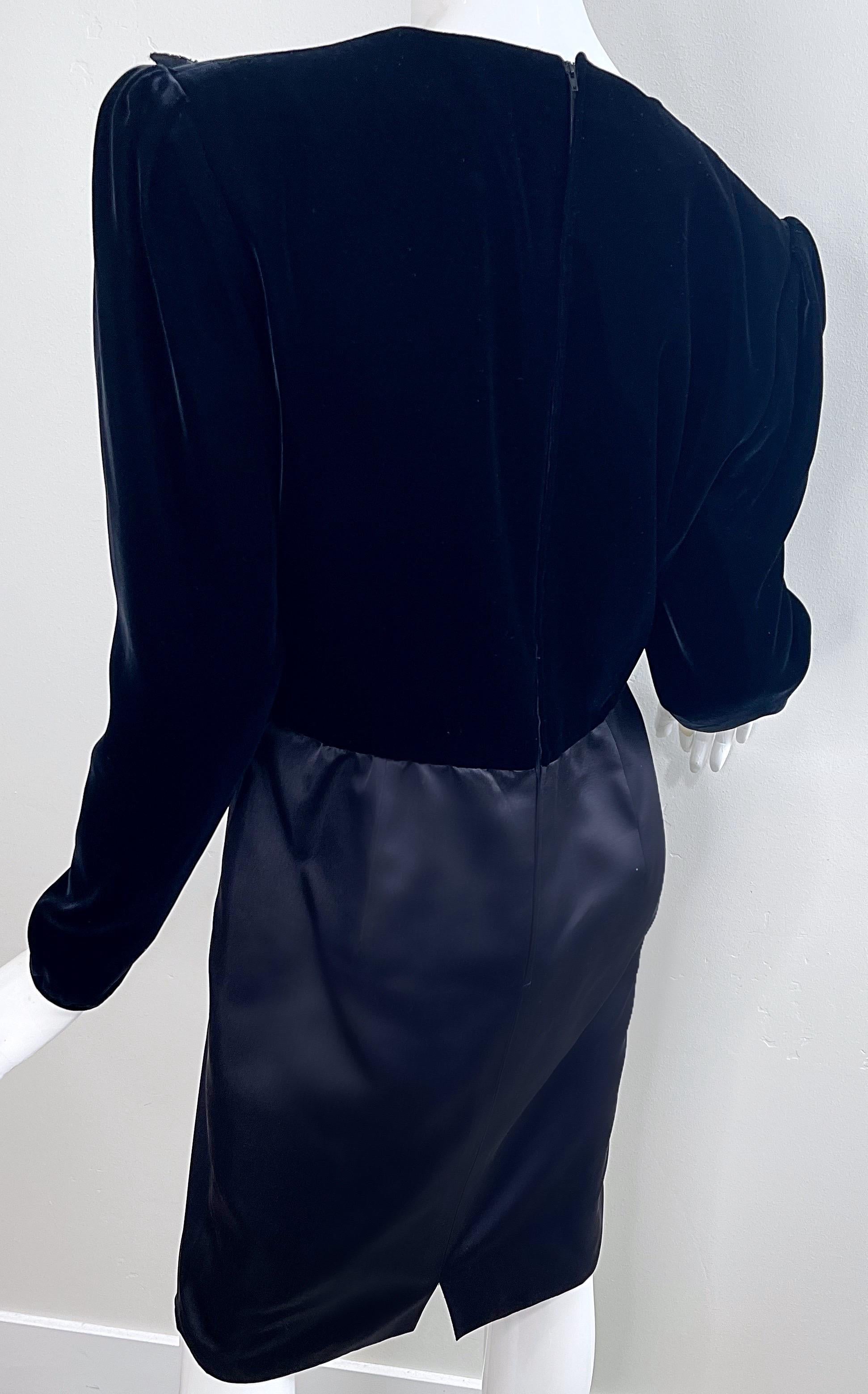 1980s Valentino Size 10 Black Beaded Feather Velvet + Silk Vintage 80s Dress For Sale 6