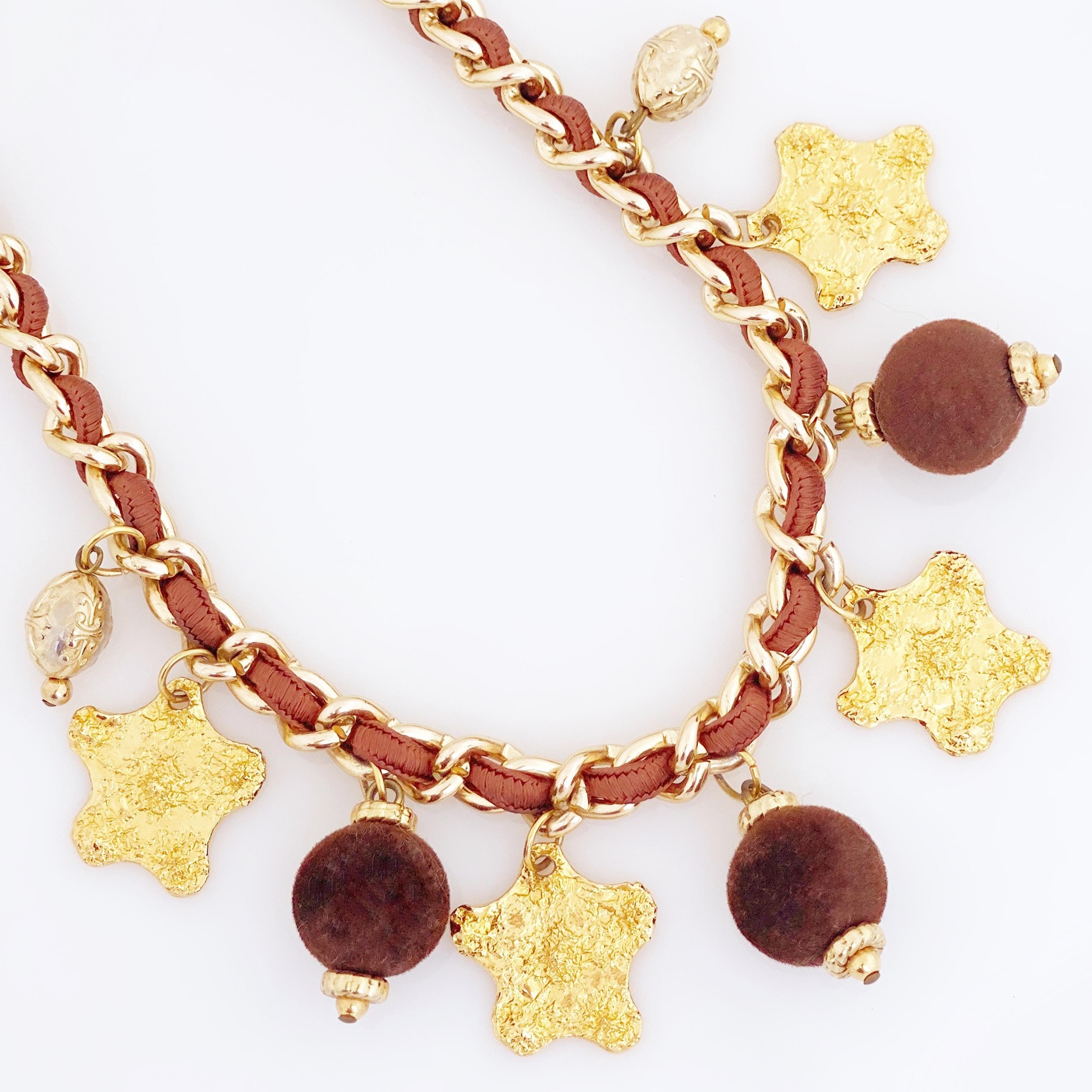 Moderno Collana girocollo anni '80 con sfere di velluto e stelle d'oro di Jean Pierre Bibard in vendita