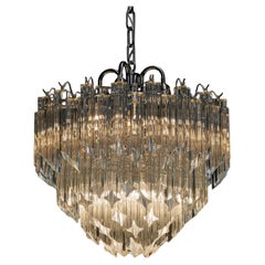 Lustre Venini des années 1980 avec 91 cristaux de Murano transparents Triedri Italie