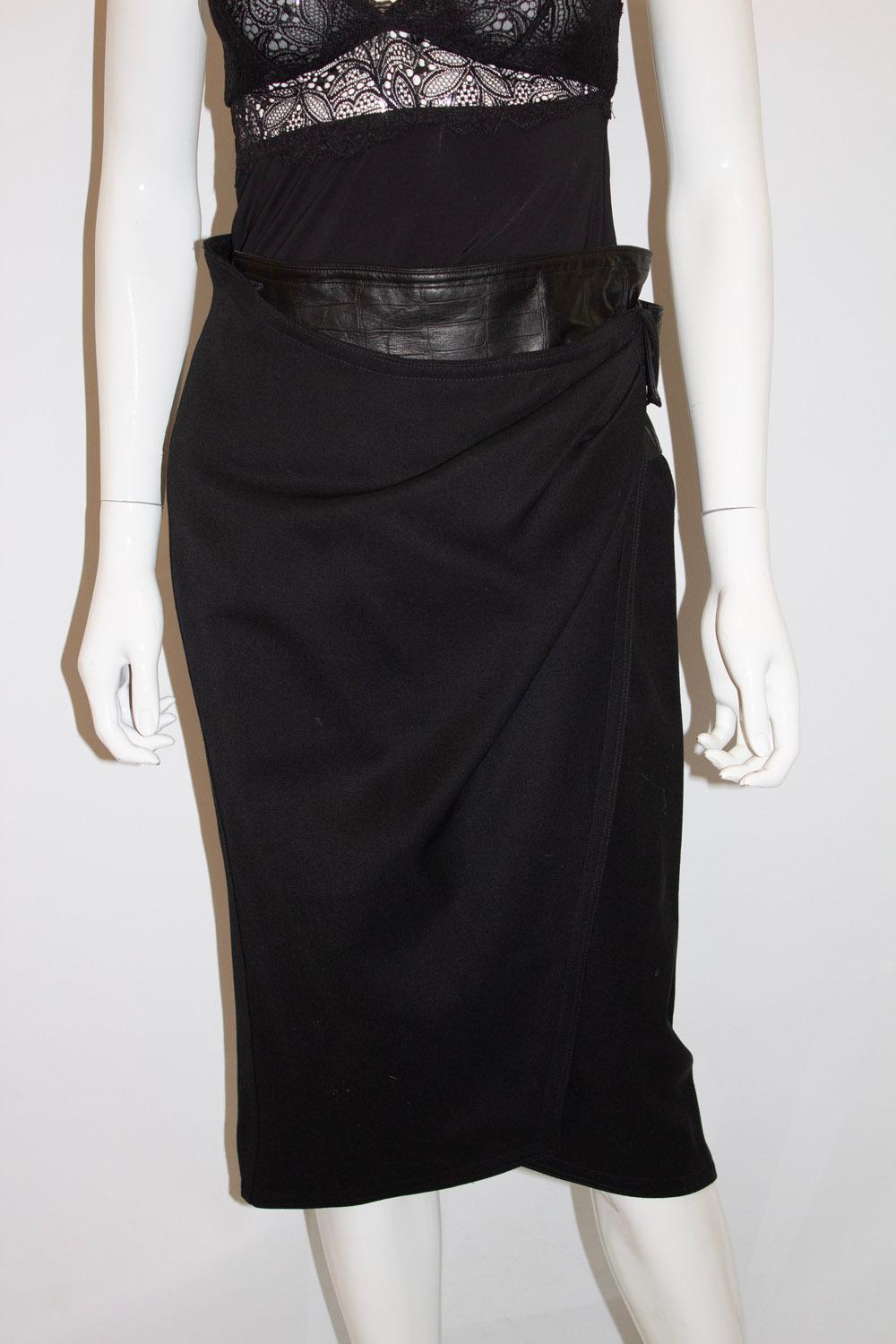 1980s Versace Leather and Wool Skirt In Good Condition In London, GB