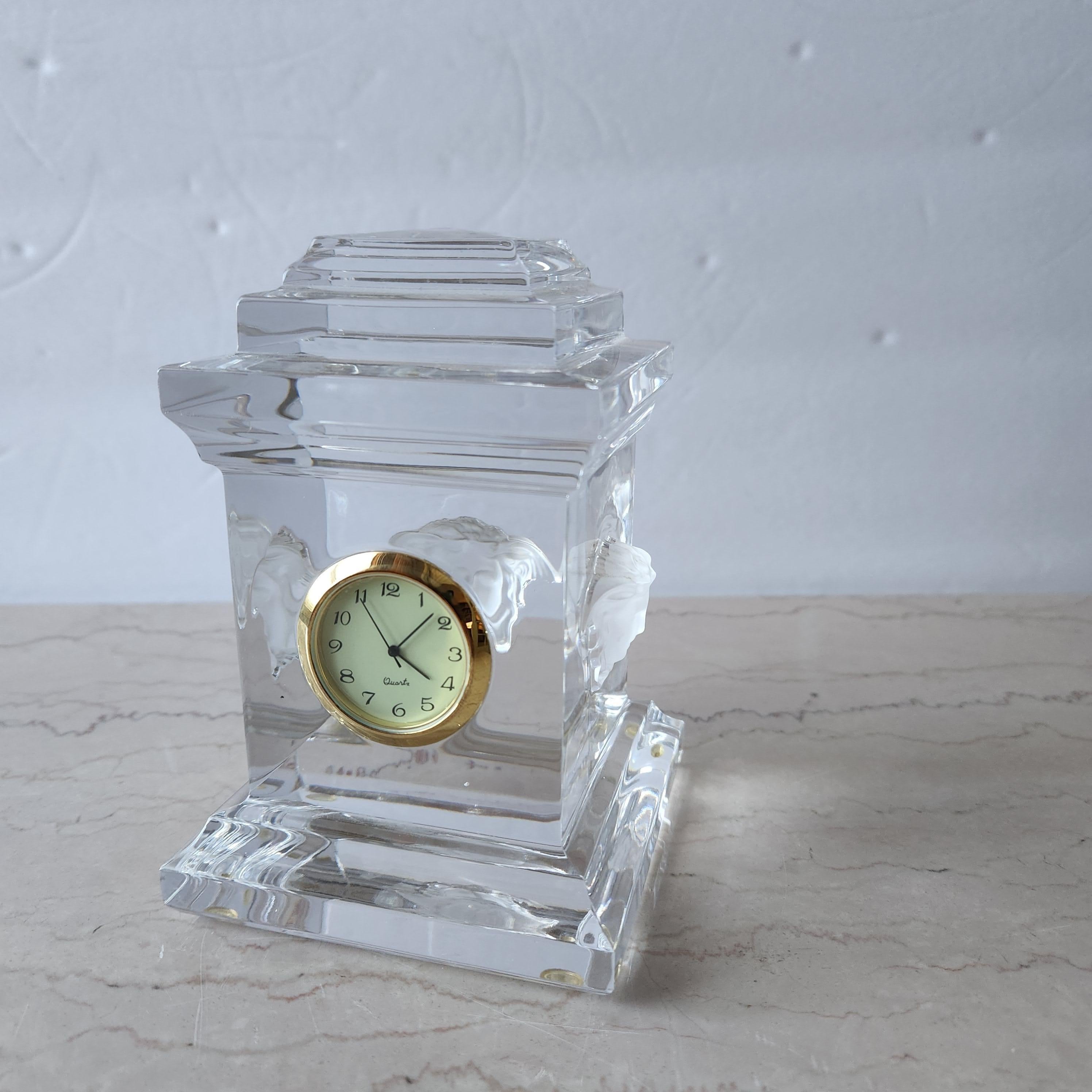Desk Clock
Vintage 1980s Versace Medusa Rosenthal Germany Lumiere Crystal Glass Roman Pillar Sculpture Desk Clock
Exquisite crystal glass heavy piece
Three medusa heads surround the clock.
Unmarked
New clock replacement and battery.
Preowned