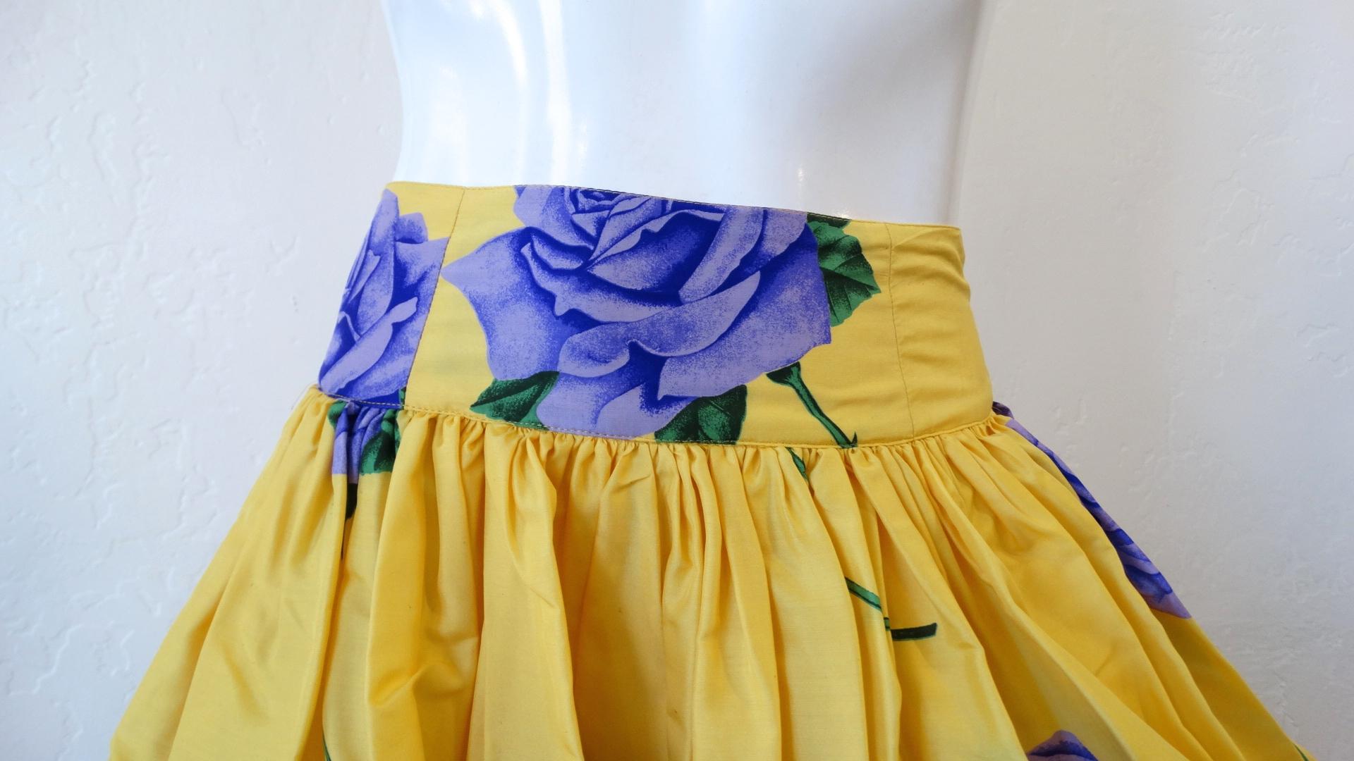 Versace 1980s Purple Rose Pleated Bloomers In Good Condition In Scottsdale, AZ