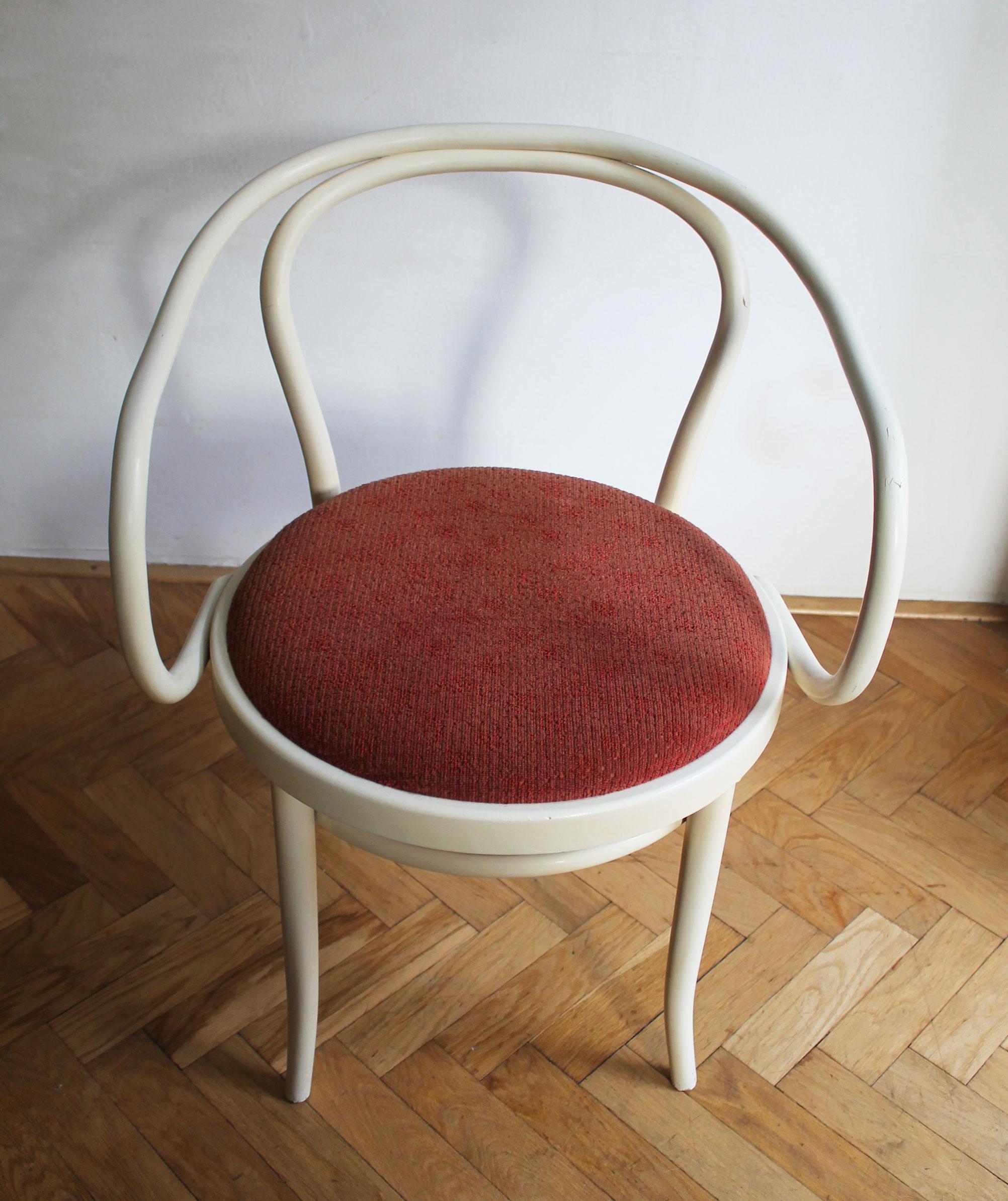 1980's version of B9 chair by TON For Sale 5