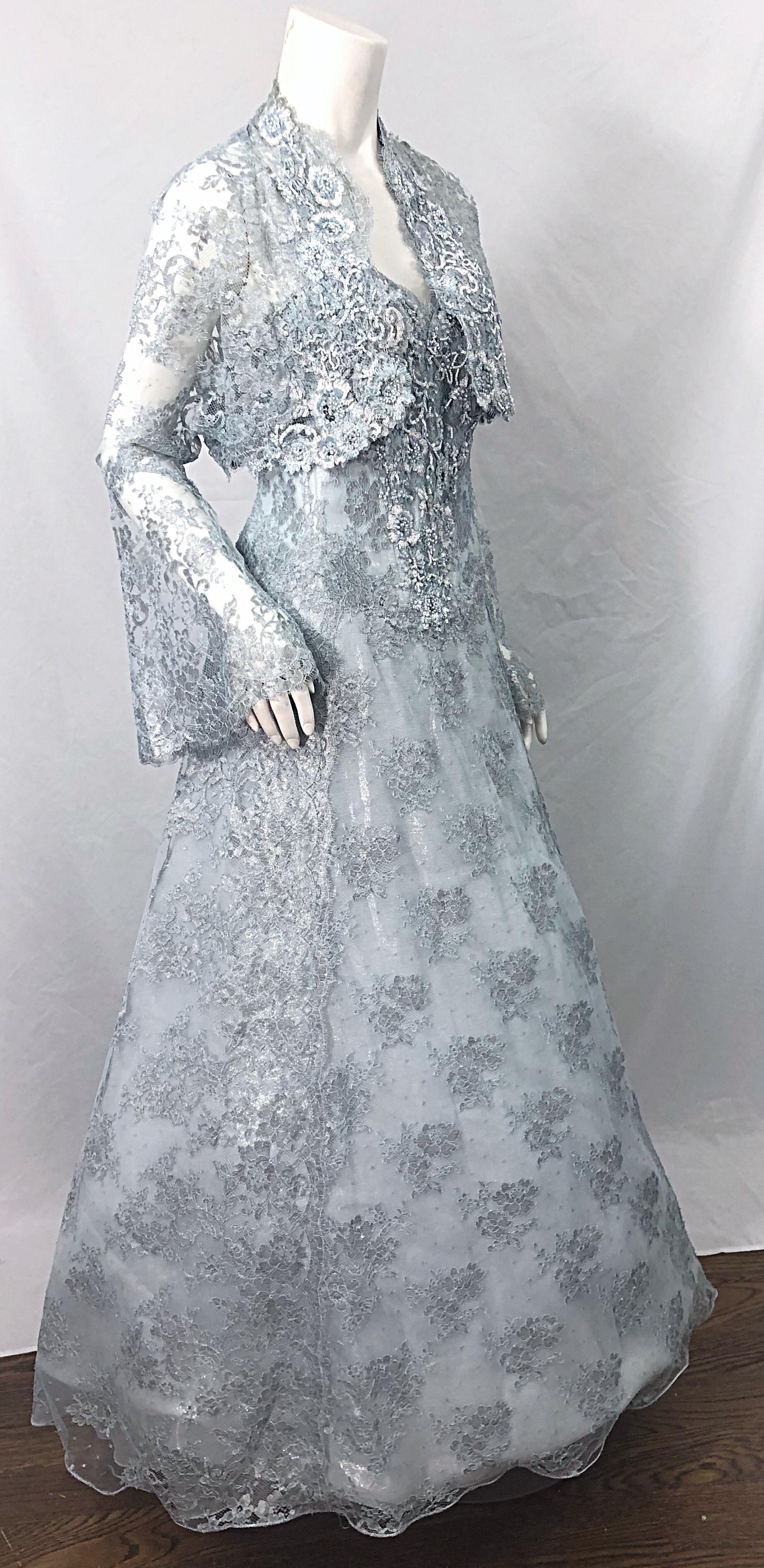 1980er Vicky Tiel Couture Größe 12 / 46 80er Jahre Seidenkleid mit Perlenbesatz in Hellblau + Bolero im Angebot 14
