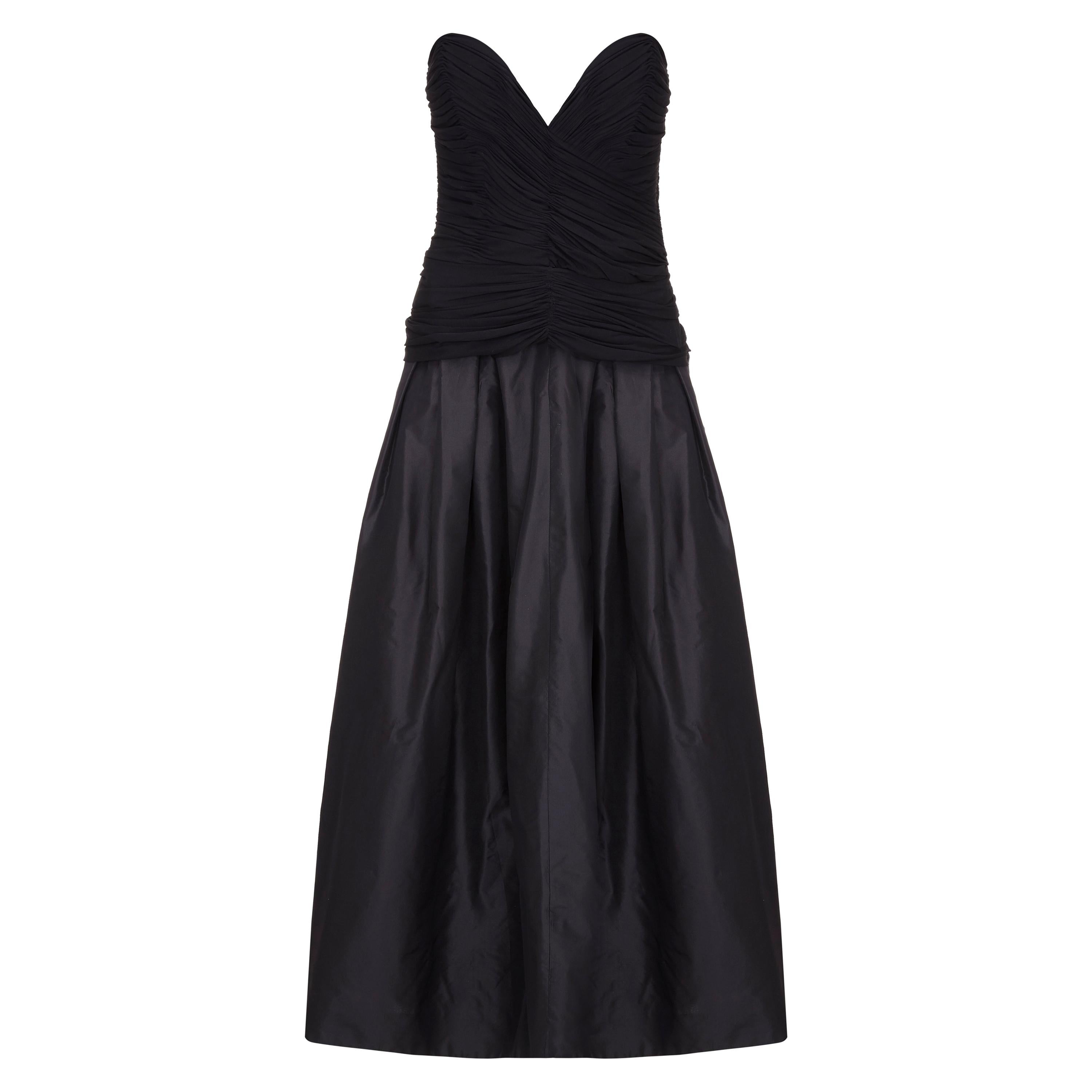 Abito in seta nera senza spalline Vicky Tiel Couture degli anni
80