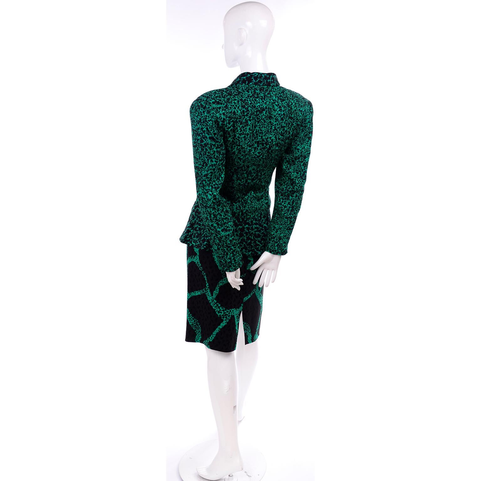 1980s Vicky Tiel Green & Black Abstract Animal Print Silk Skirt & Jacket Suit 2