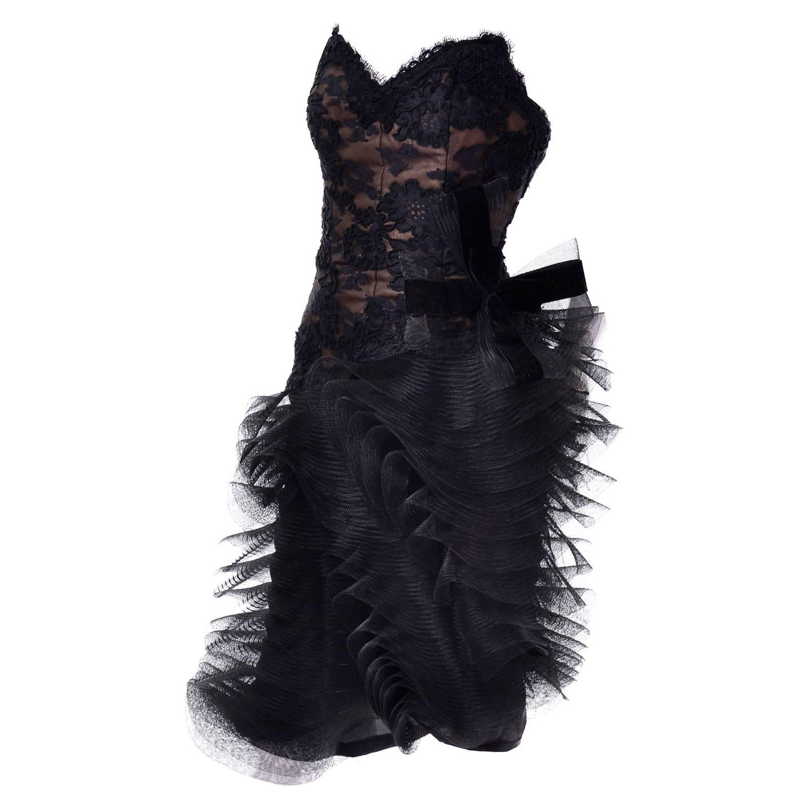1980s Victor Costa Black Avant Garde Sculpted Tulle 
Lace Vintage Evening Dress