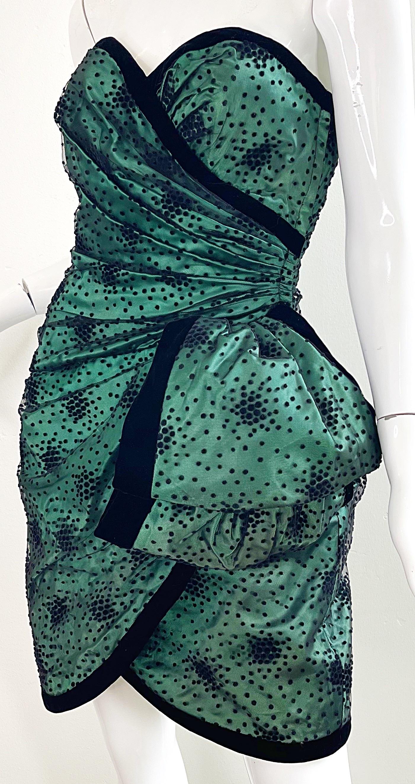 1980s Victor Costa for Bergdorf Goodman Hunter Green Black Strapless 80s Dress For Sale 10