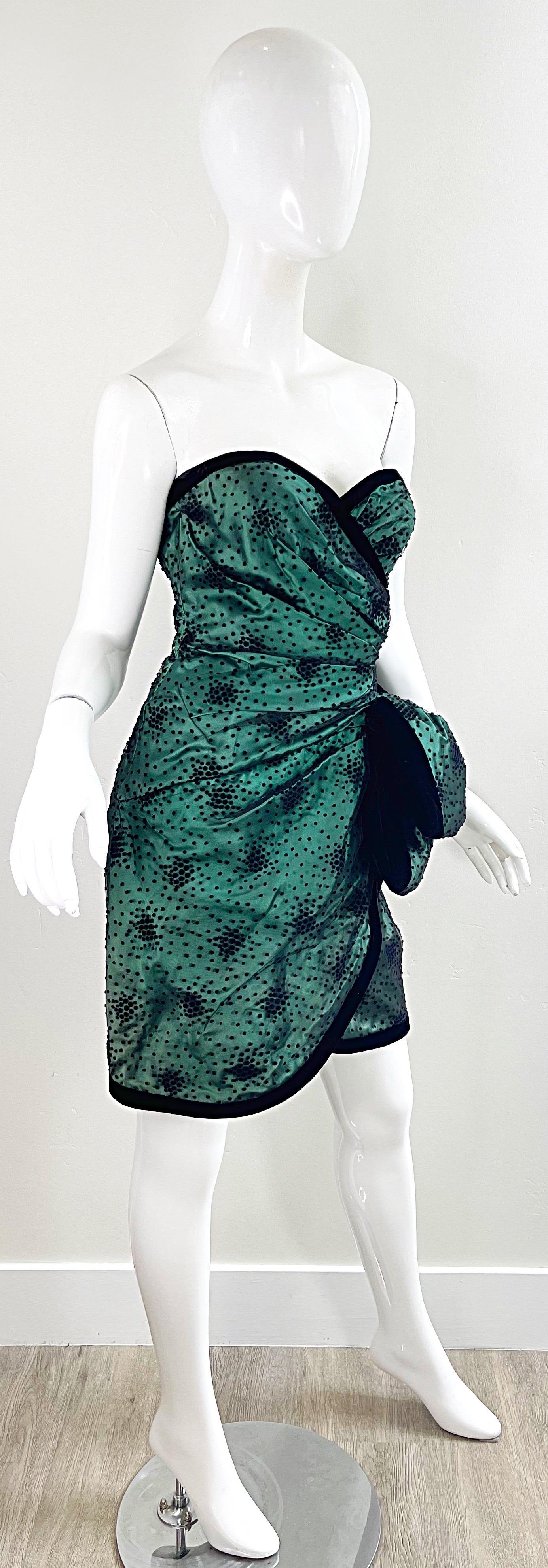 1980s Victor Costa for Bergdorf Goodman Hunter Green Black Strapless 80s Dress For Sale 3