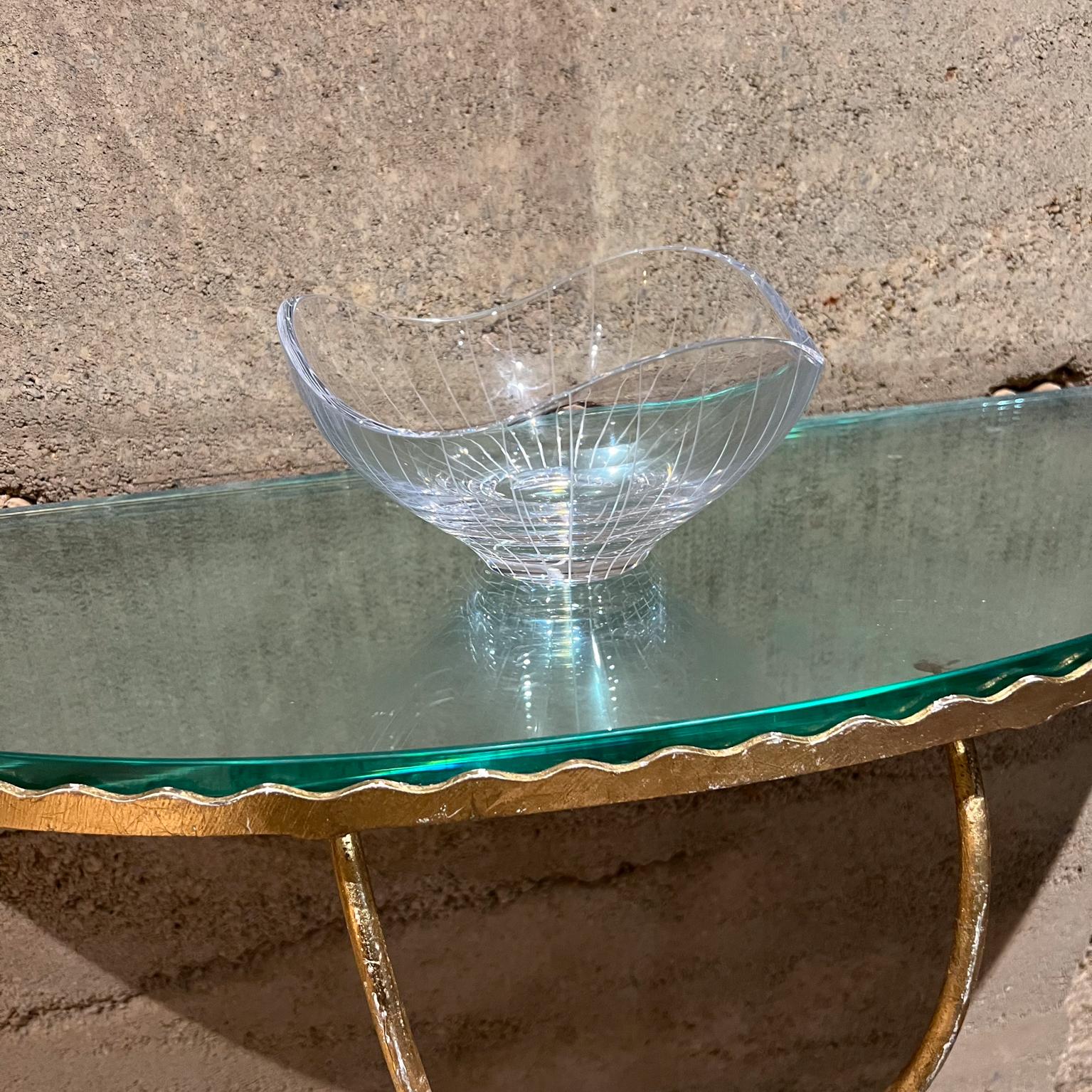 Moderne Villeroy & Boch Allemagne Art Glass sculptural Bowl Cut Crystal des années 1980 en vente