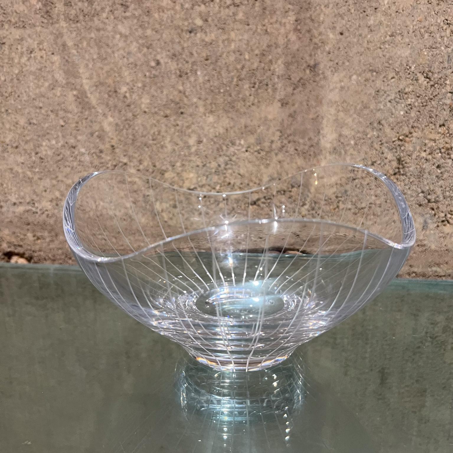 1980s Villeroy & Boch Germany Art Glass Sculptural Bowl Cut Crystal In Good Condition For Sale In Chula Vista, CA