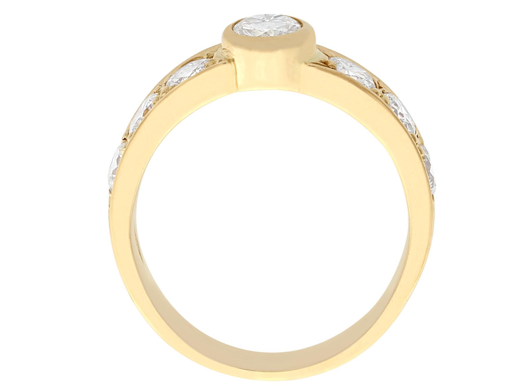 Women's 1980s Vintage 1.08 Carat Diamond and Yellow Gold Cocktail Ring