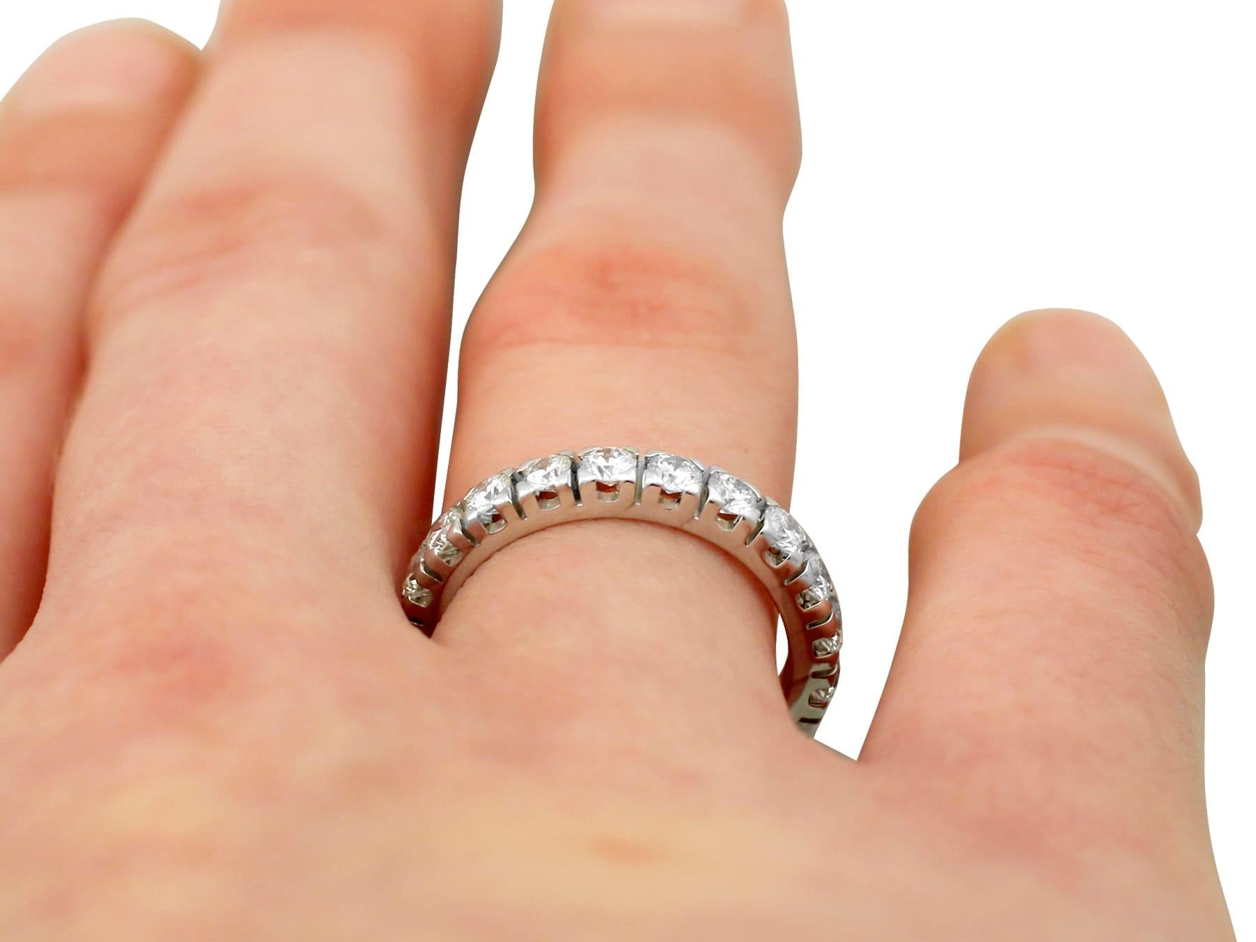 1980s Vintage 1.76 Carat Diamond and White Gold Full Eternity Ring For Sale 2