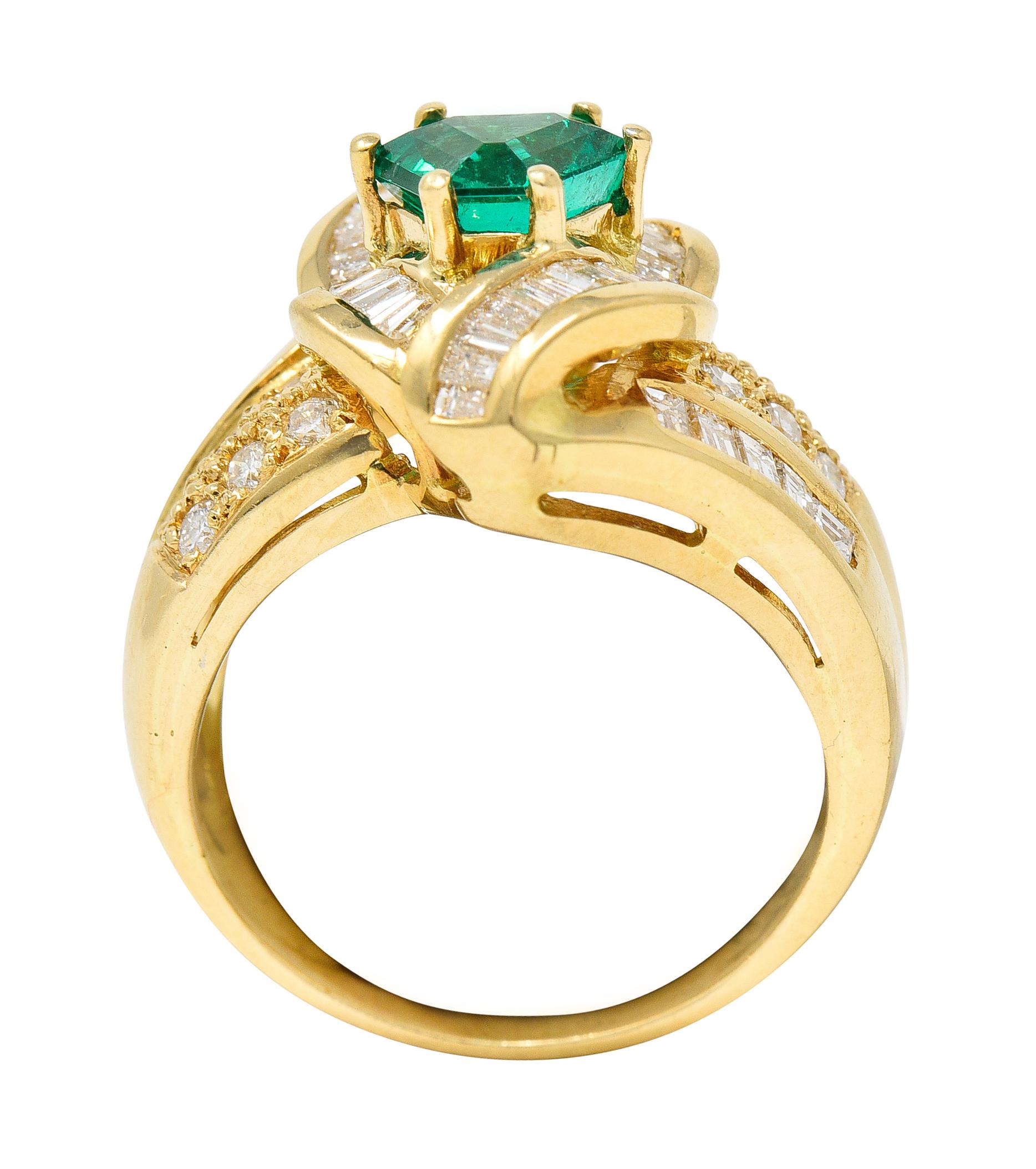1980's Vintage 2.09 Carats Colombian Emerald Diamond 18 Karat Gold Ring 4