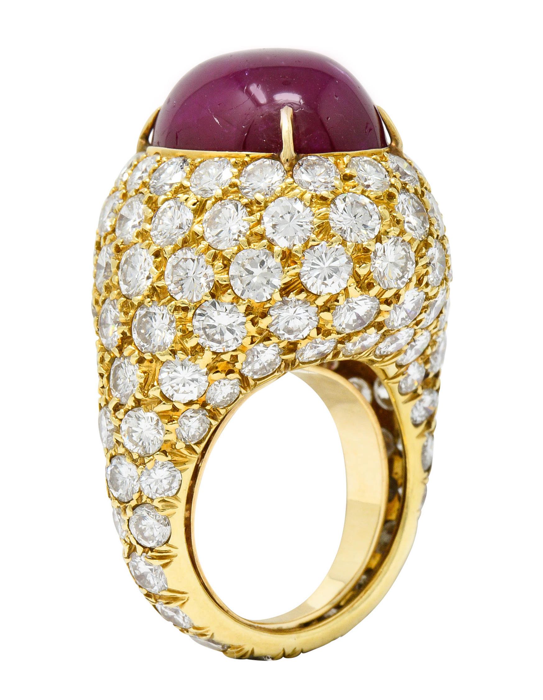 1980s Vintage 22.60 Carat Ruby Diamond 18 Karat Gold Cocktail Ring 2