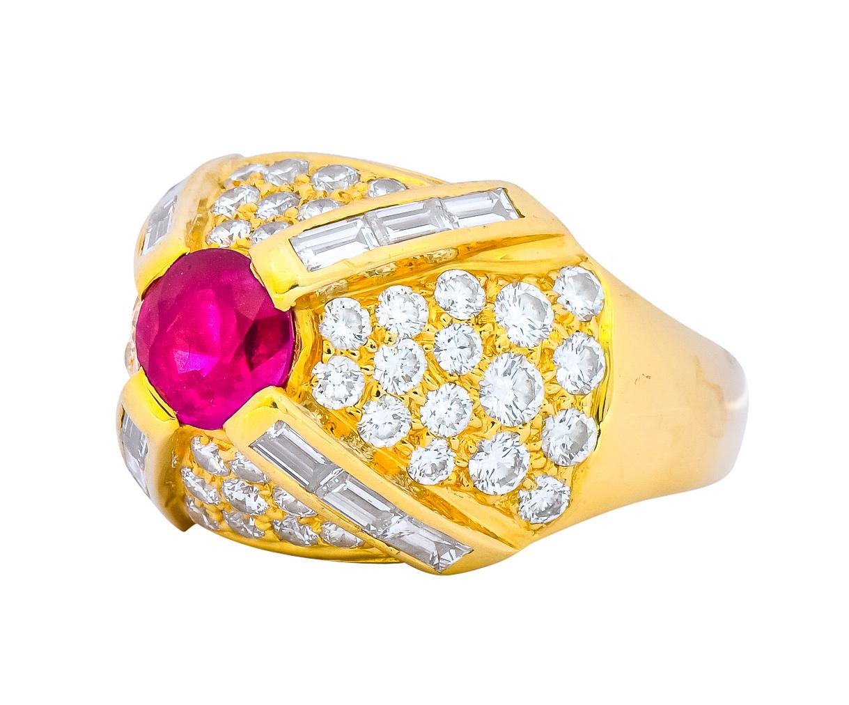 Women's or Men's 1980s Vintage 3.75 Carat Ruby Diamond 18 Karat Gold Cocktail Ring