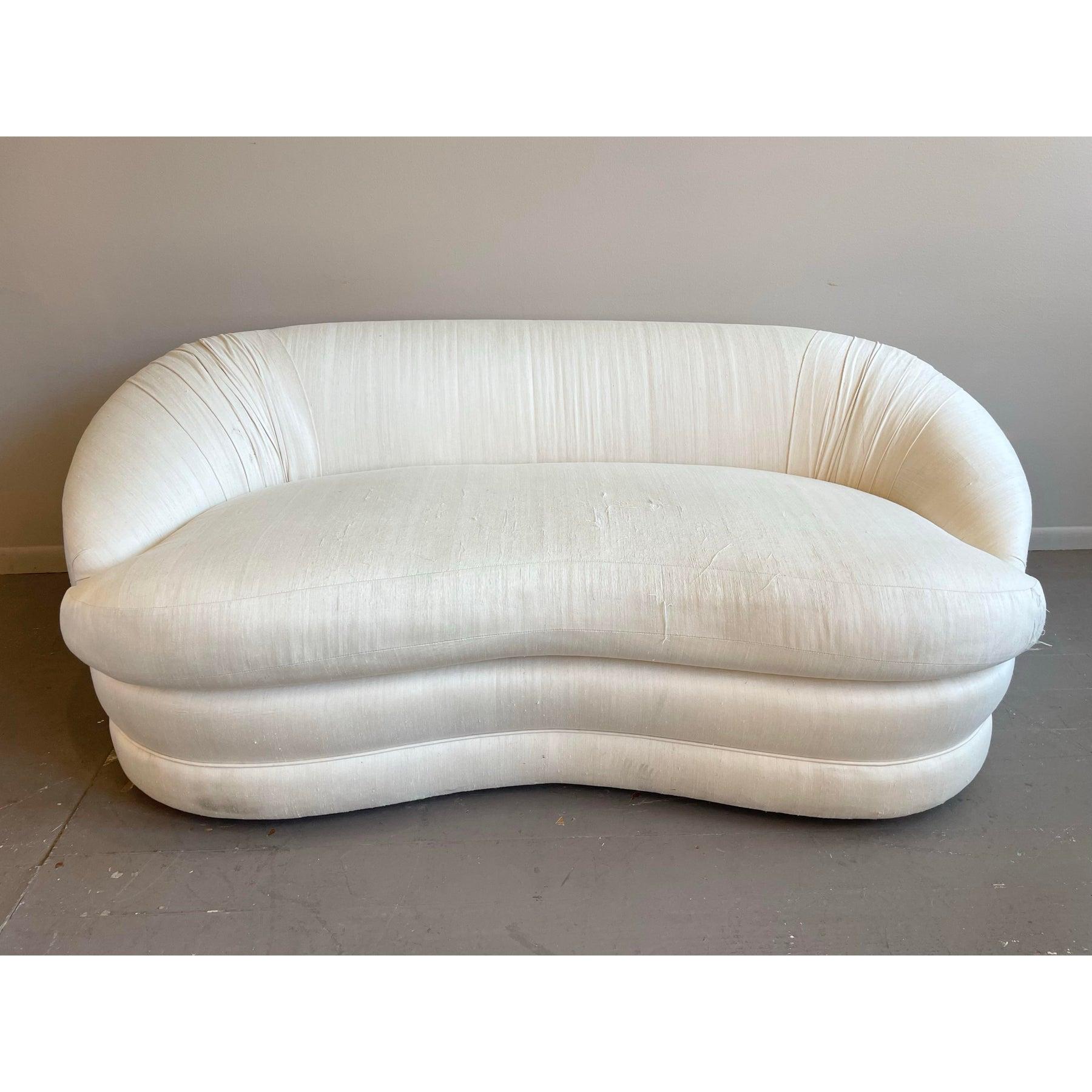 Beautiful loveseat with just the right amount of curve. The cushion is in excellent condition and the structure is sound and sturdy. Def needs new fabric but belonged to a single owner and there are no odors or anything odd:)

Dimensions
    72ʺW ×