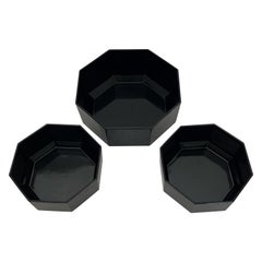 1980 Vintage Arcoroc Black Glass Set of Three Serving Bowls (Ensemble de trois bols de service)