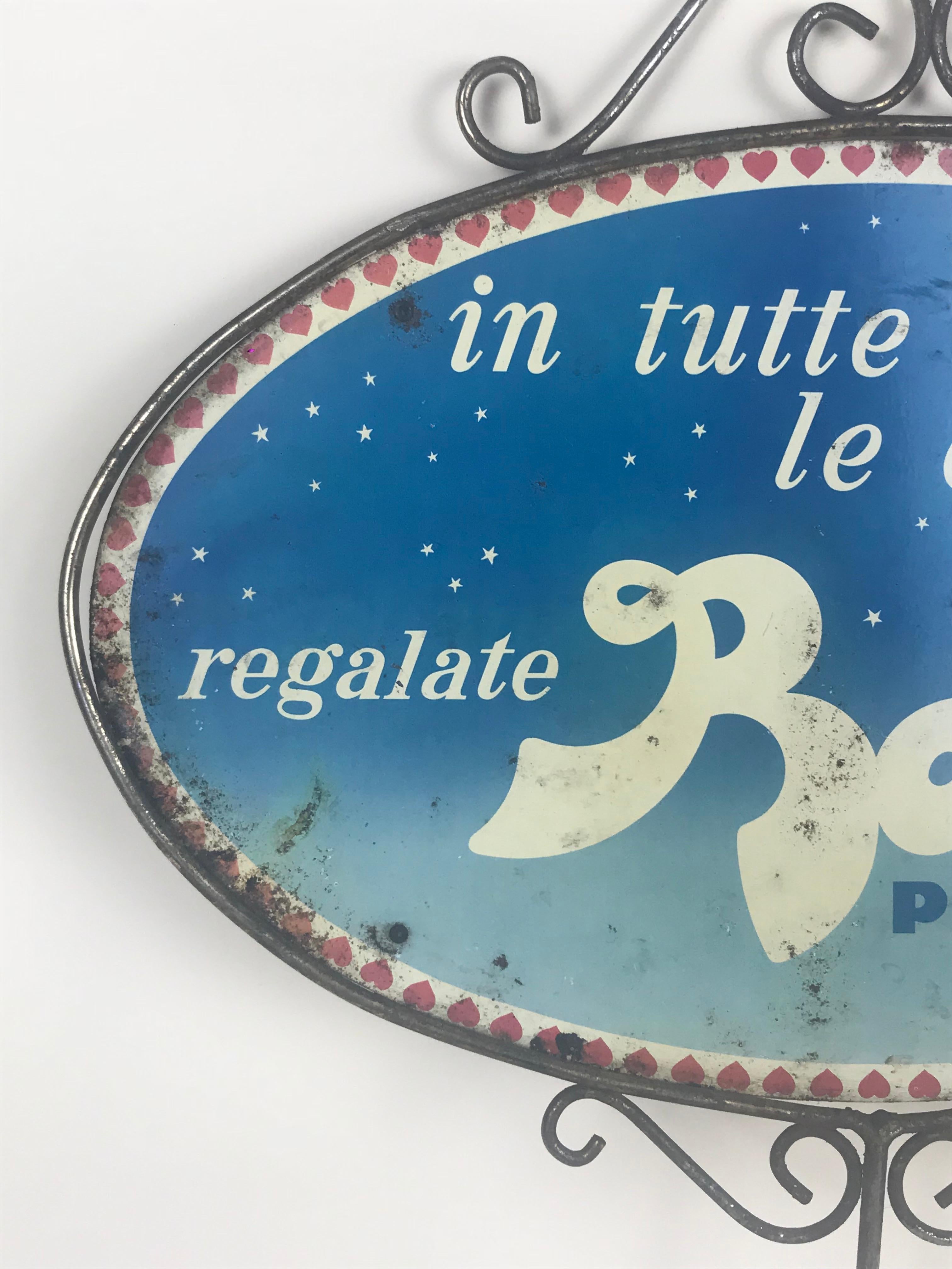 1980s Vintage Baci Perugina Screen Printed Double-Sided Oval Sign In Good Condition In Milan, IT