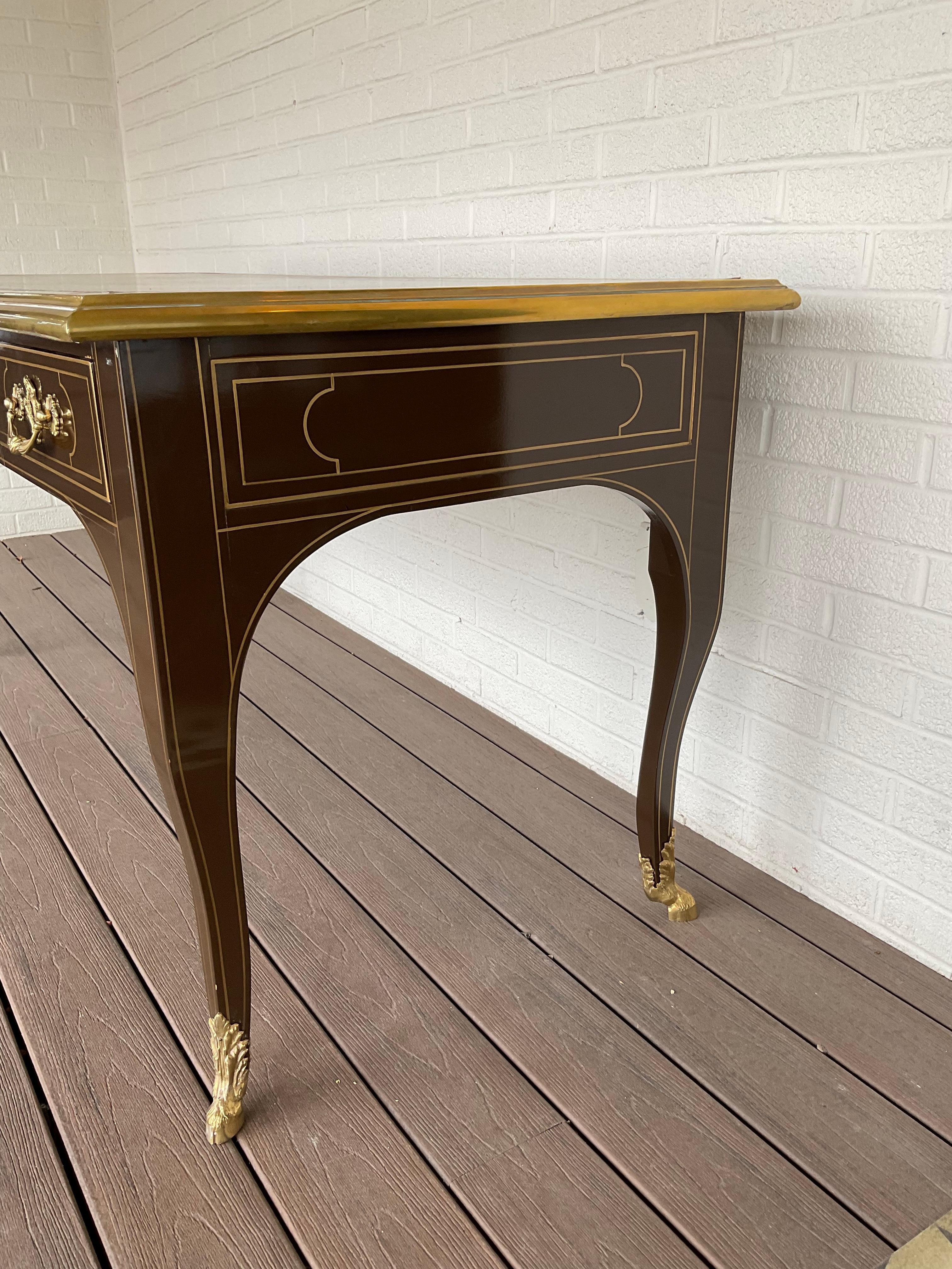 Hand-Painted 1980s Vintage Baker Furniture Louis XV Lacquered Desk For Sale