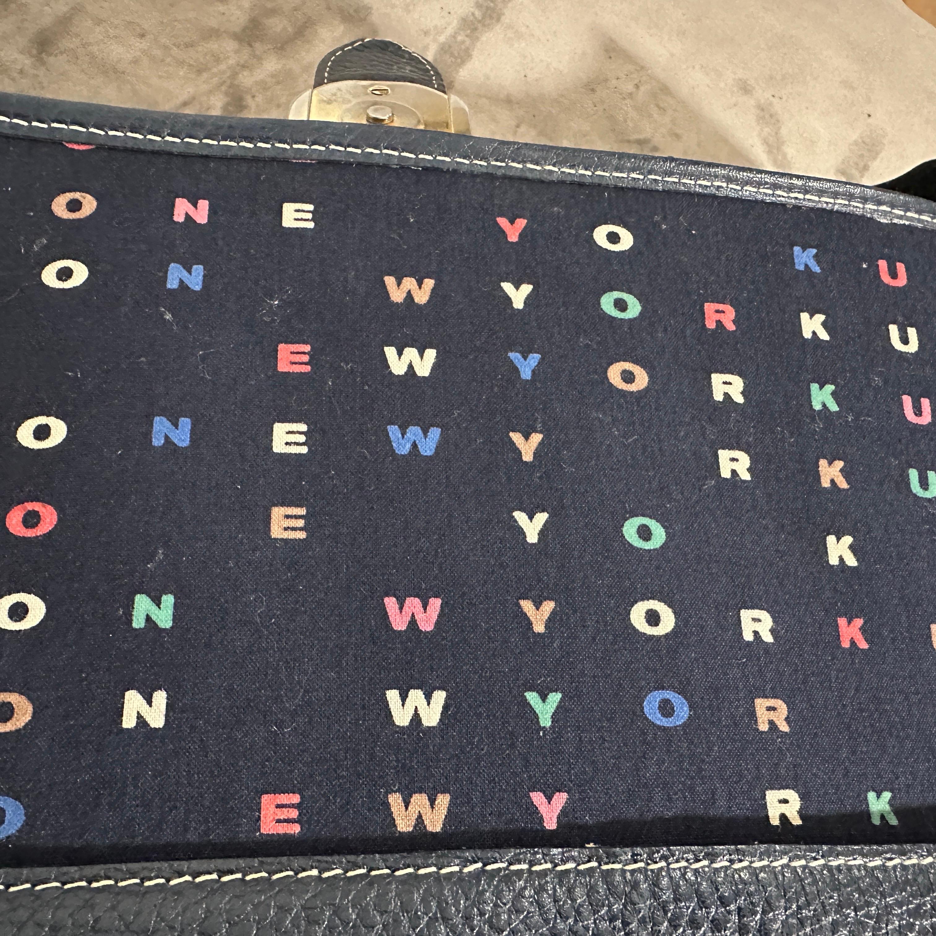 Sac à bandoulière en cuir bleu vintage des années 1980 d'Emanuel Ungaro en vente 6