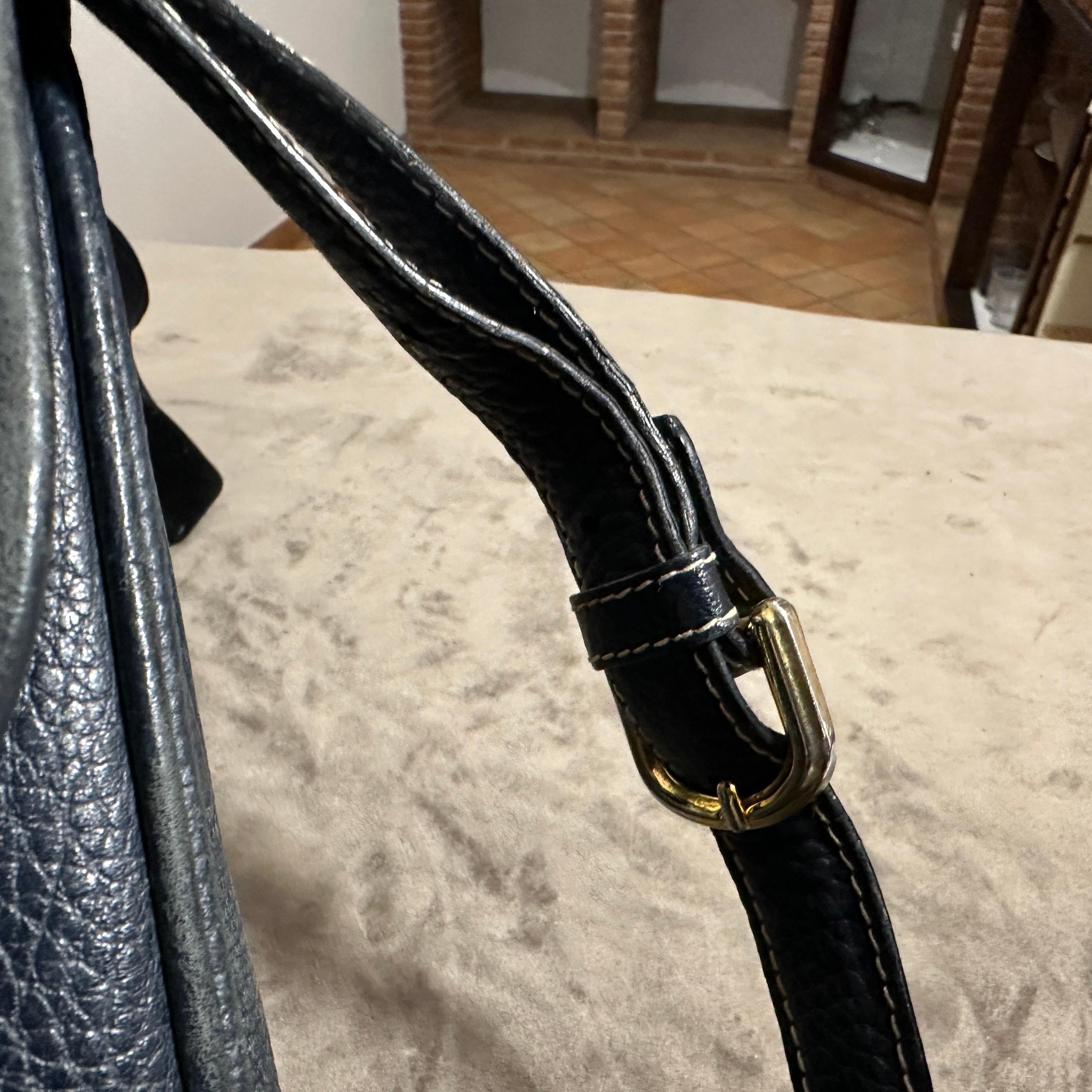 Sac à bandoulière en cuir bleu vintage des années 1980 d'Emanuel Ungaro en vente 11