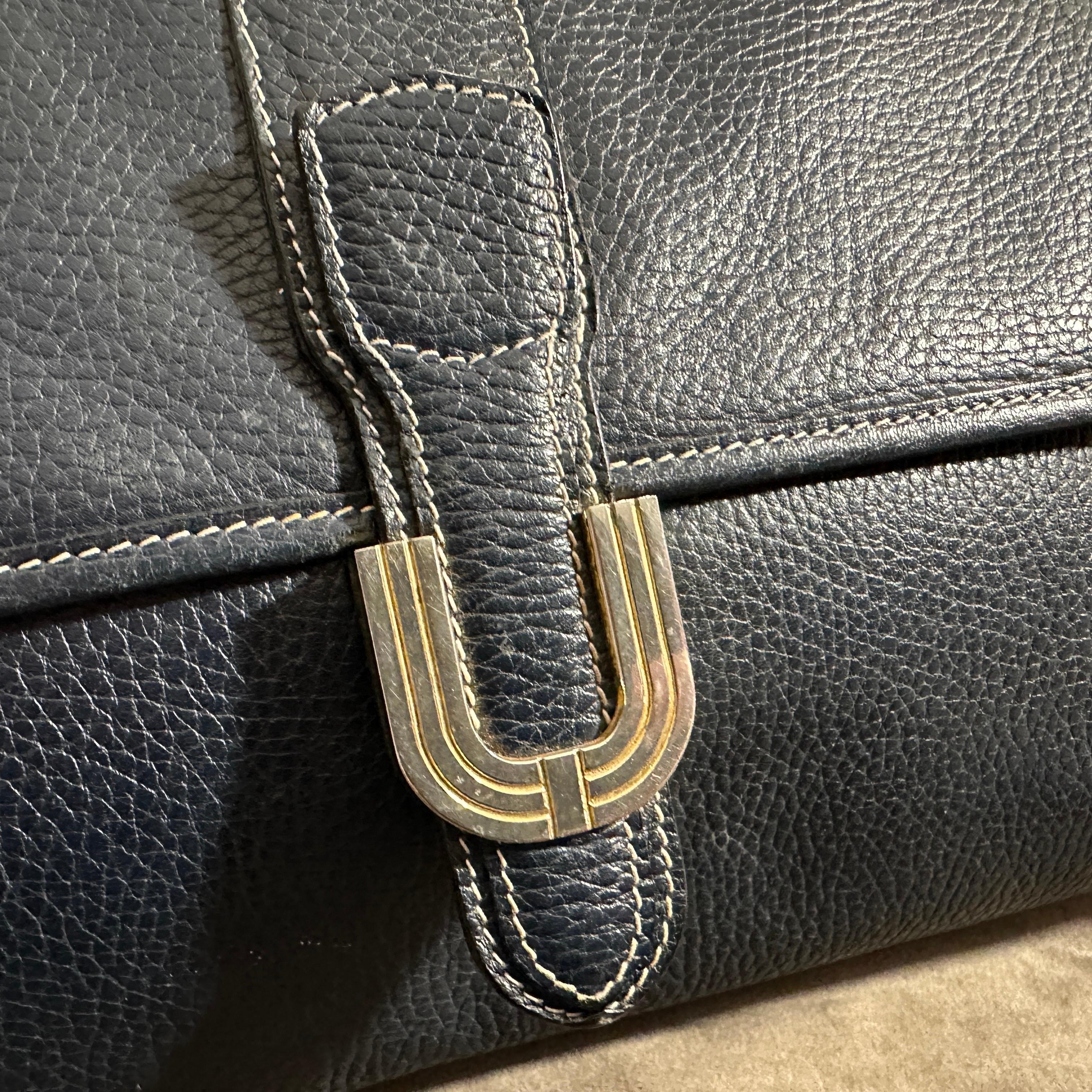 Sac à bandoulière en cuir bleu vintage des années 1980 d'Emanuel Ungaro en vente 14