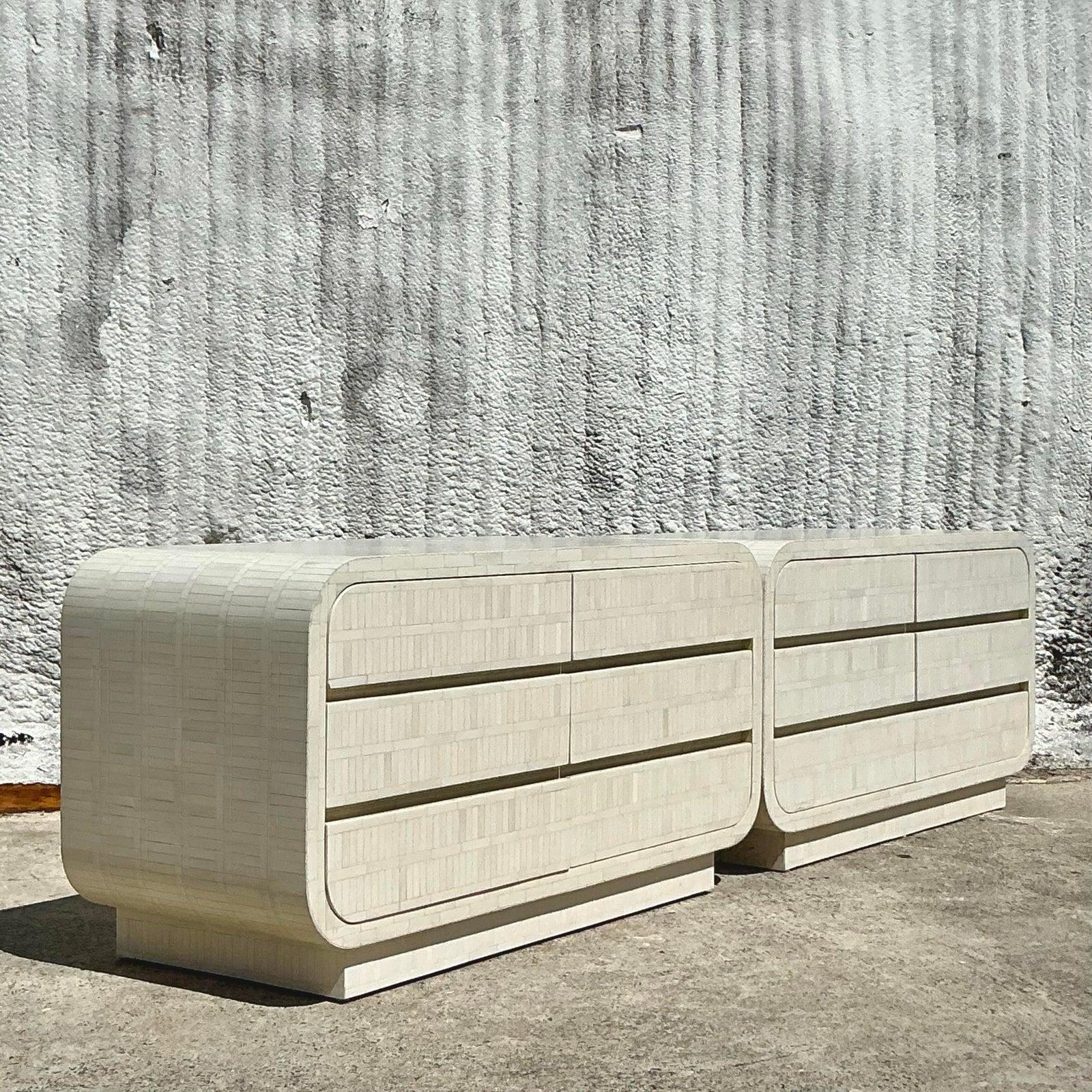 1980s Vintage Boho Tessellated Bone Nightstands - A Pair In Good Condition In west palm beach, FL