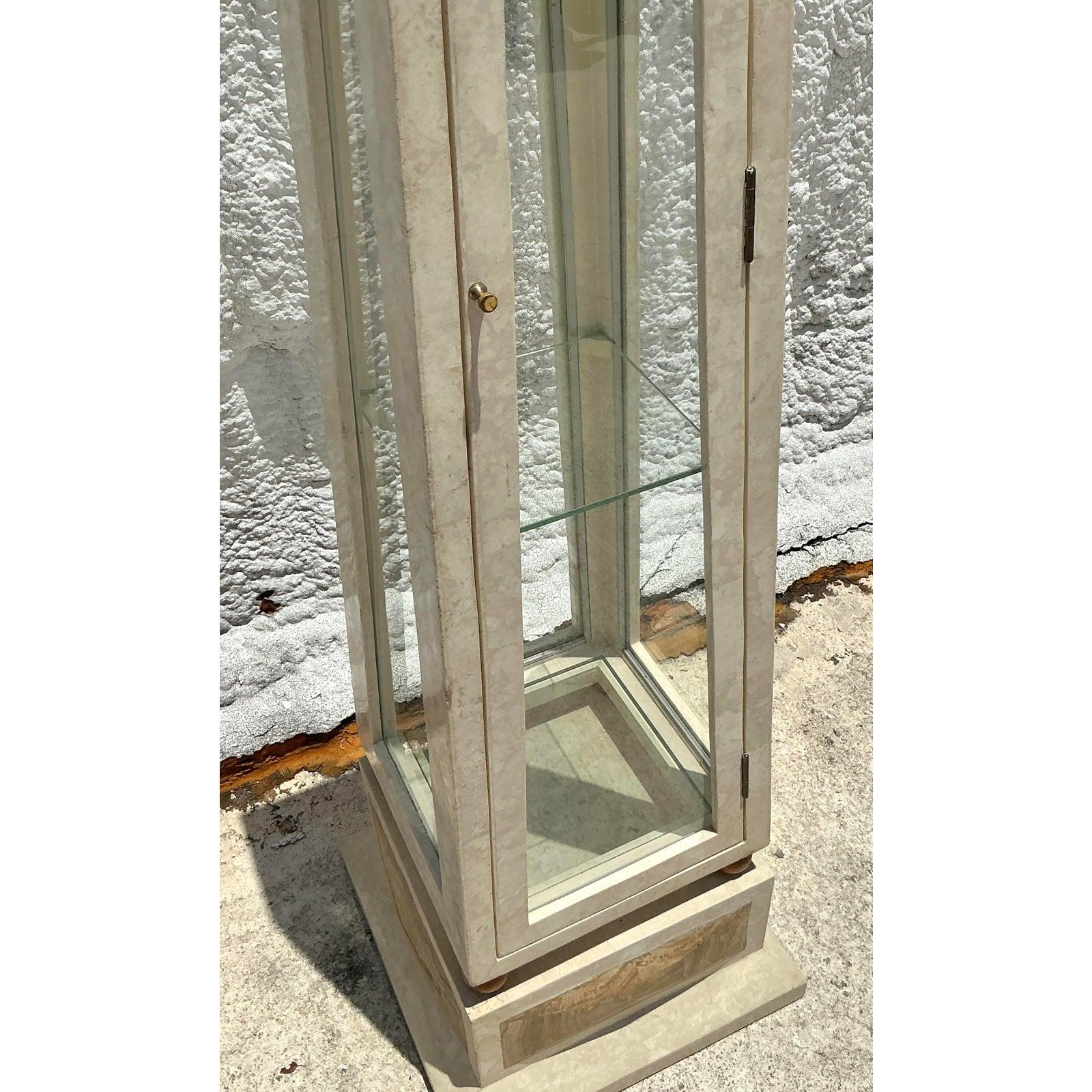 Neoclassical 1980s Vintage Boho Tessellated Stone Obelisk Etagere For Sale