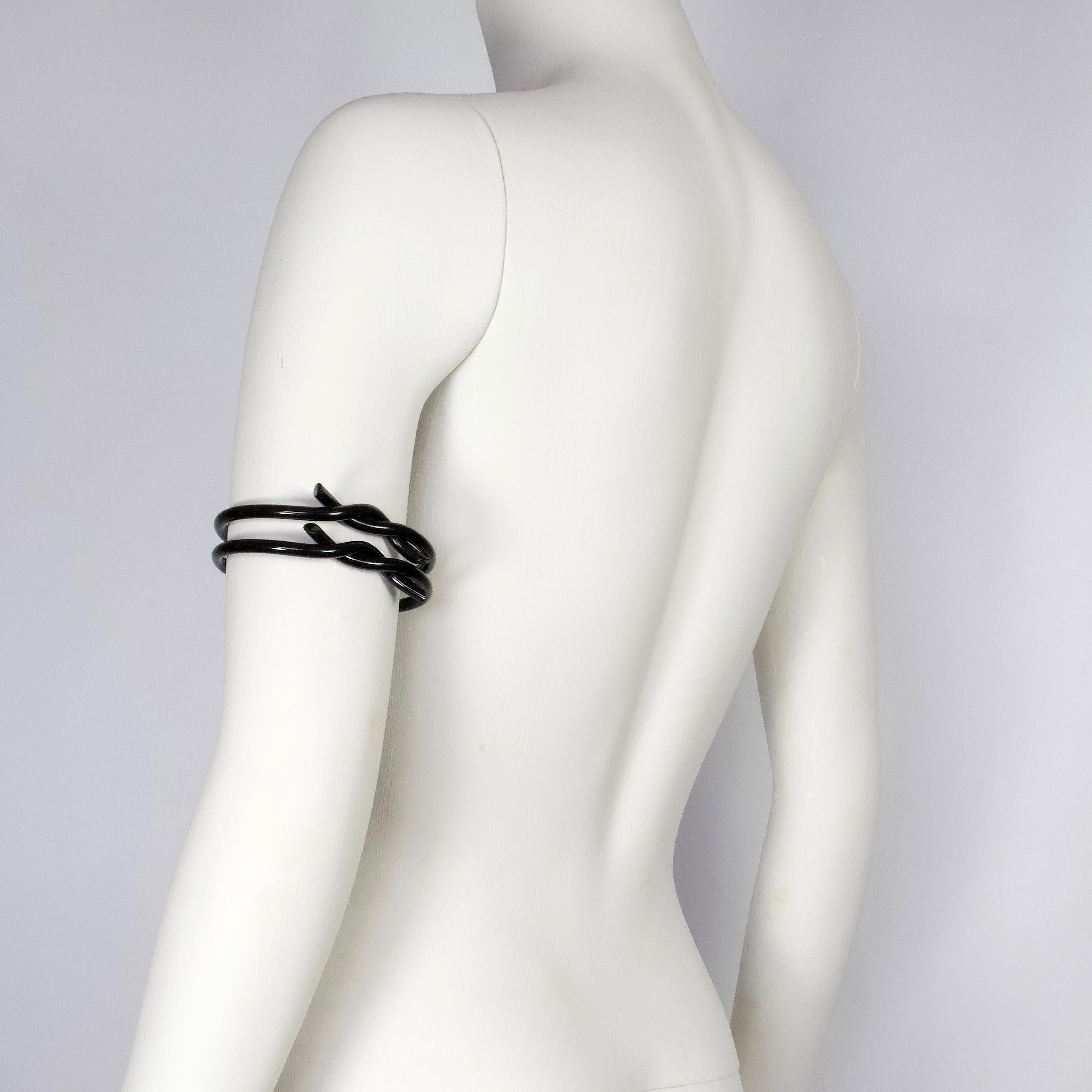 Product Details: 980s Vintage Bracelets x 2 - Barbed Wire Detailing - Black Plastic - RARE 
Materials: Black Plastic
Size: Freesize
Bracelet Inner Circumference: 24 cm
Bracelet Depth: 0.7 cm
Condition: Good Condition / Minor Surface Scratches Due to