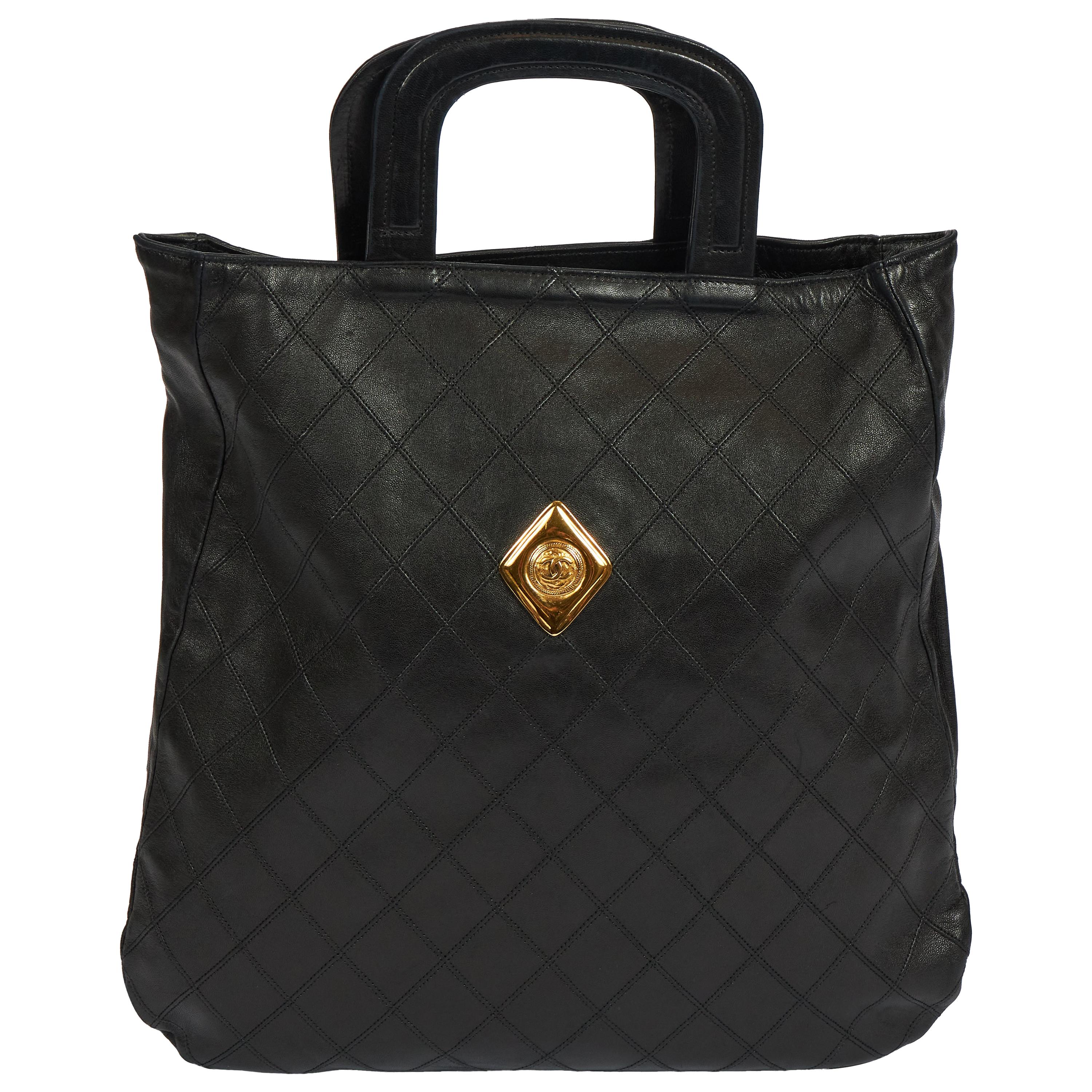 vintage chanel quilted handbag