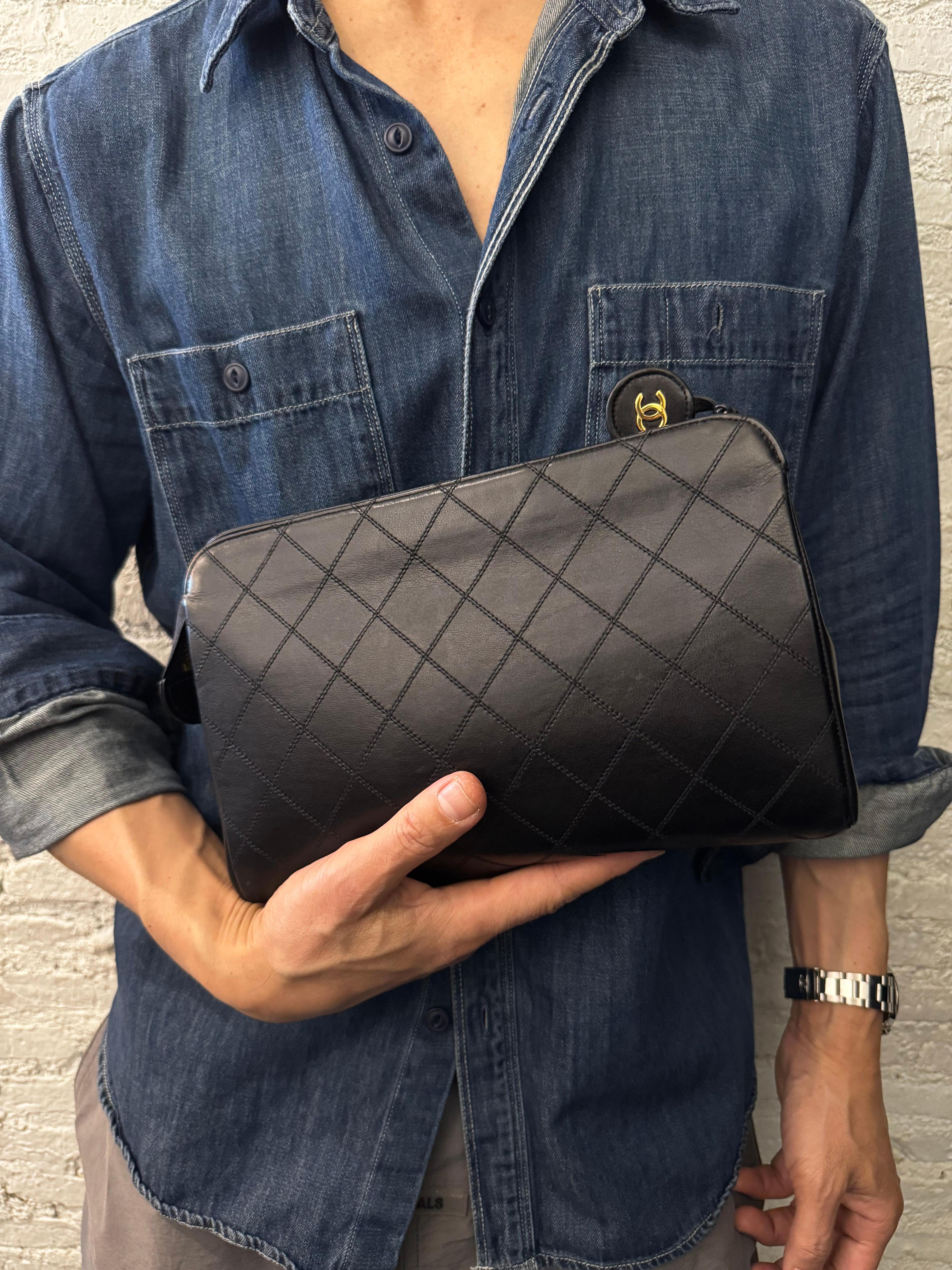 Vintage CHANEL Diamond Quilted Lambskin Leather Clutch Bag Black 1