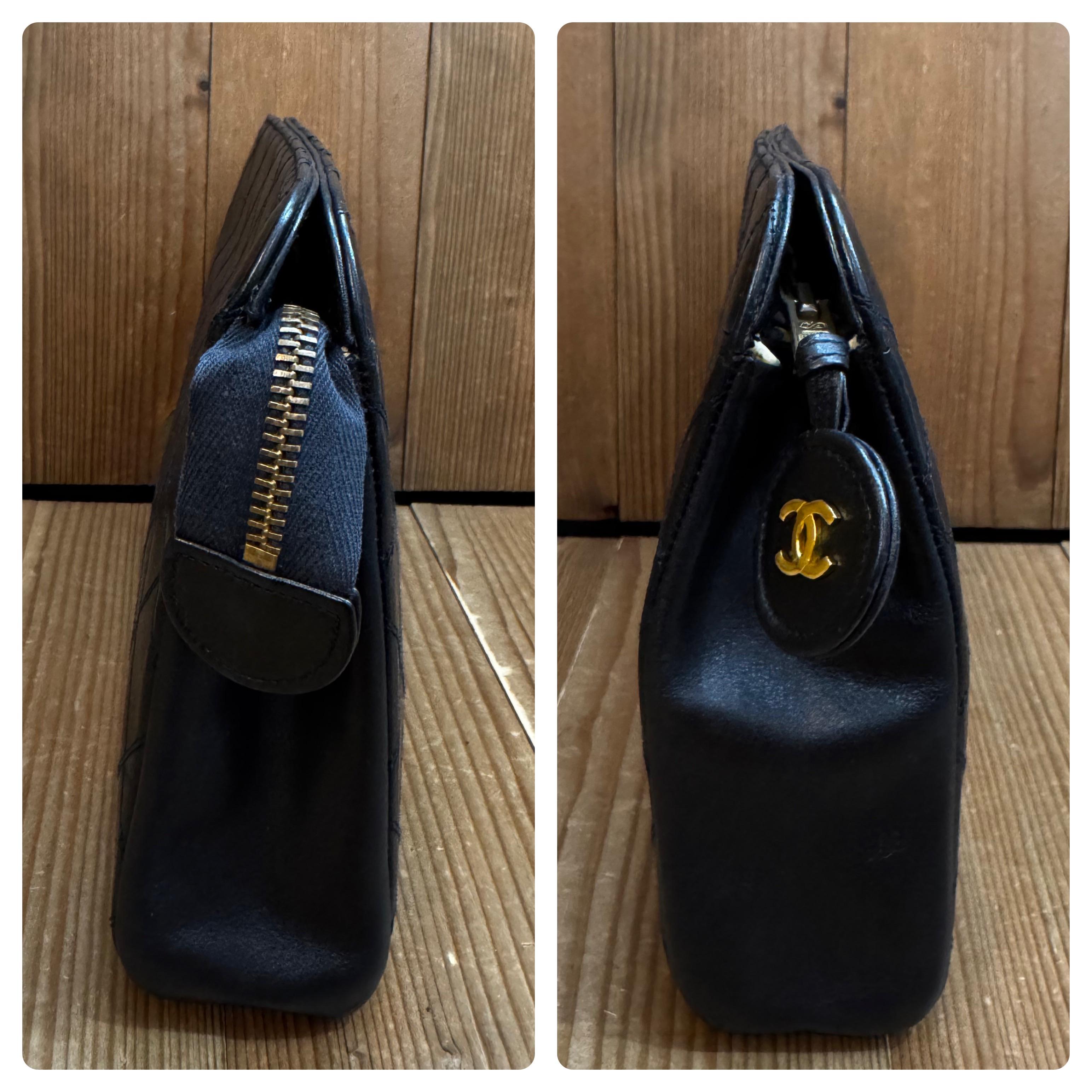 Vintage CHANEL Diamond Quilted Lambskin Leather Clutch Bag Black 4