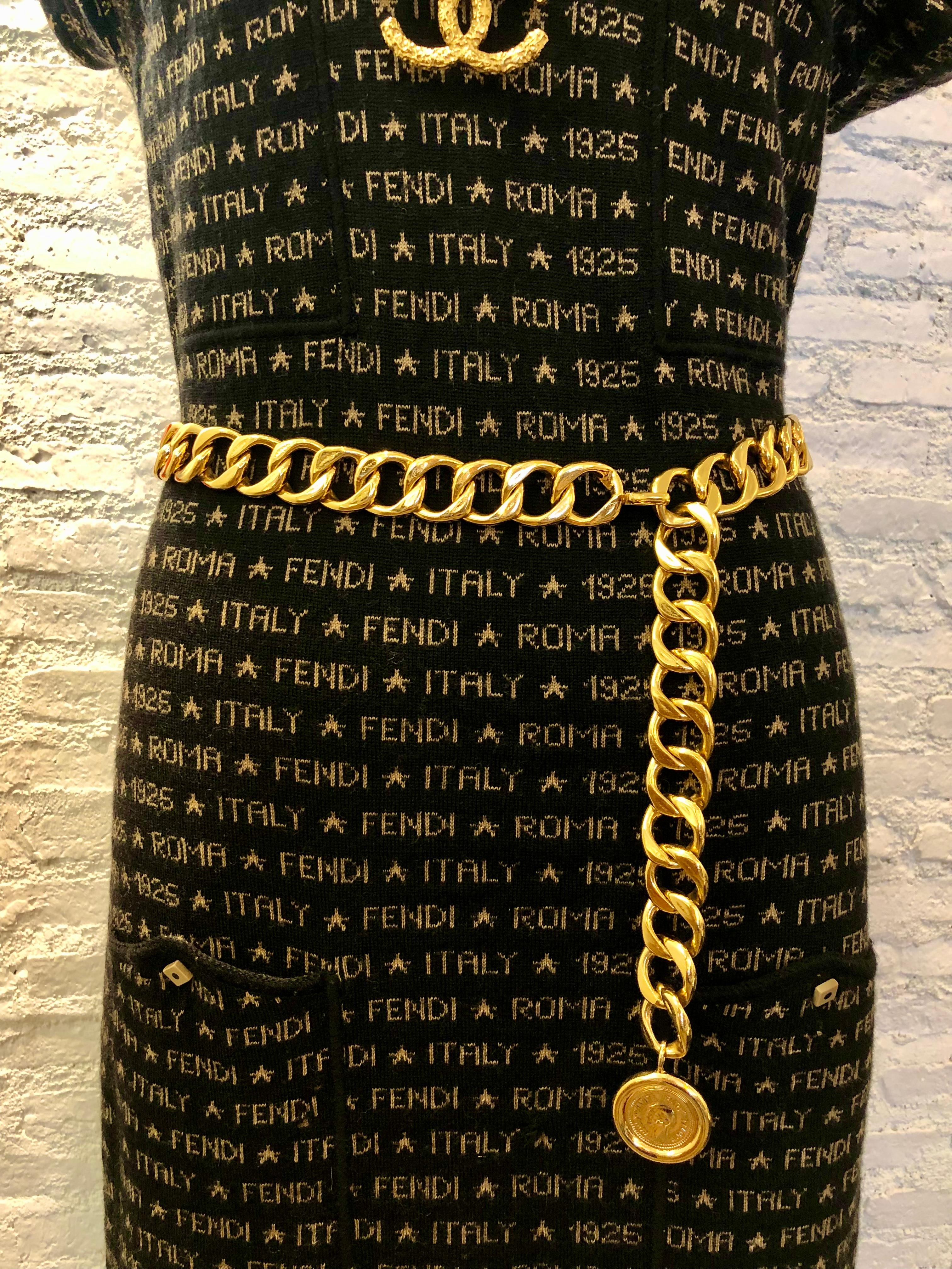 1980s Vintage CHANEL Gold Toned COCO Chain Belt Necklace  2
