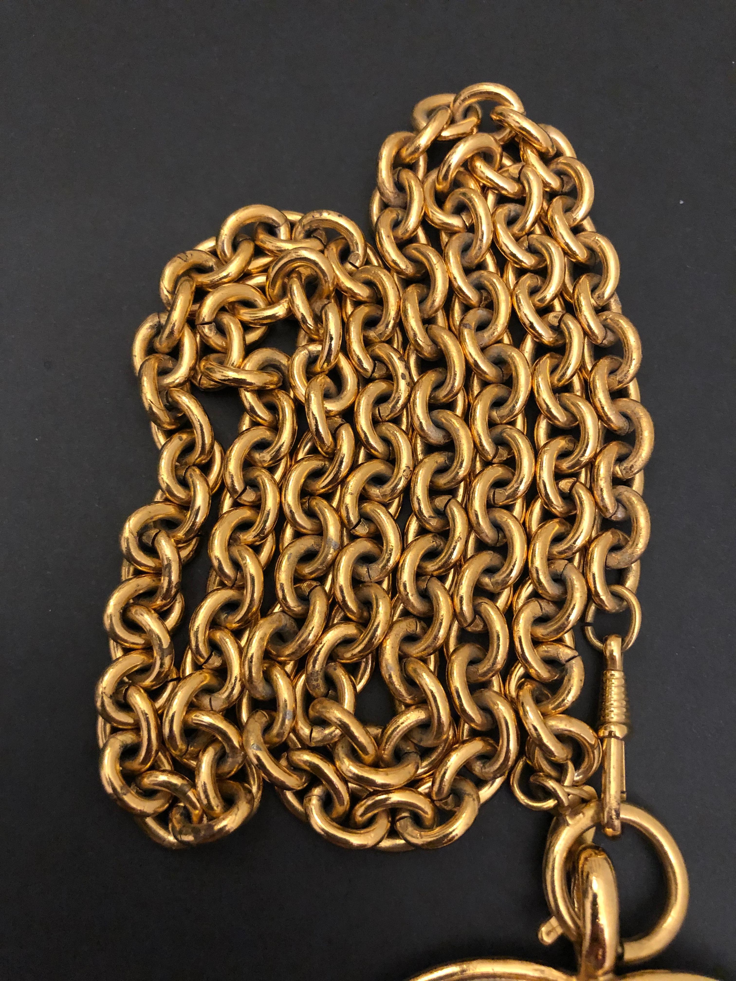 1980s Vintage CHANEL Gold Toned Quilted CC Chain Necklace Large For Sale 5