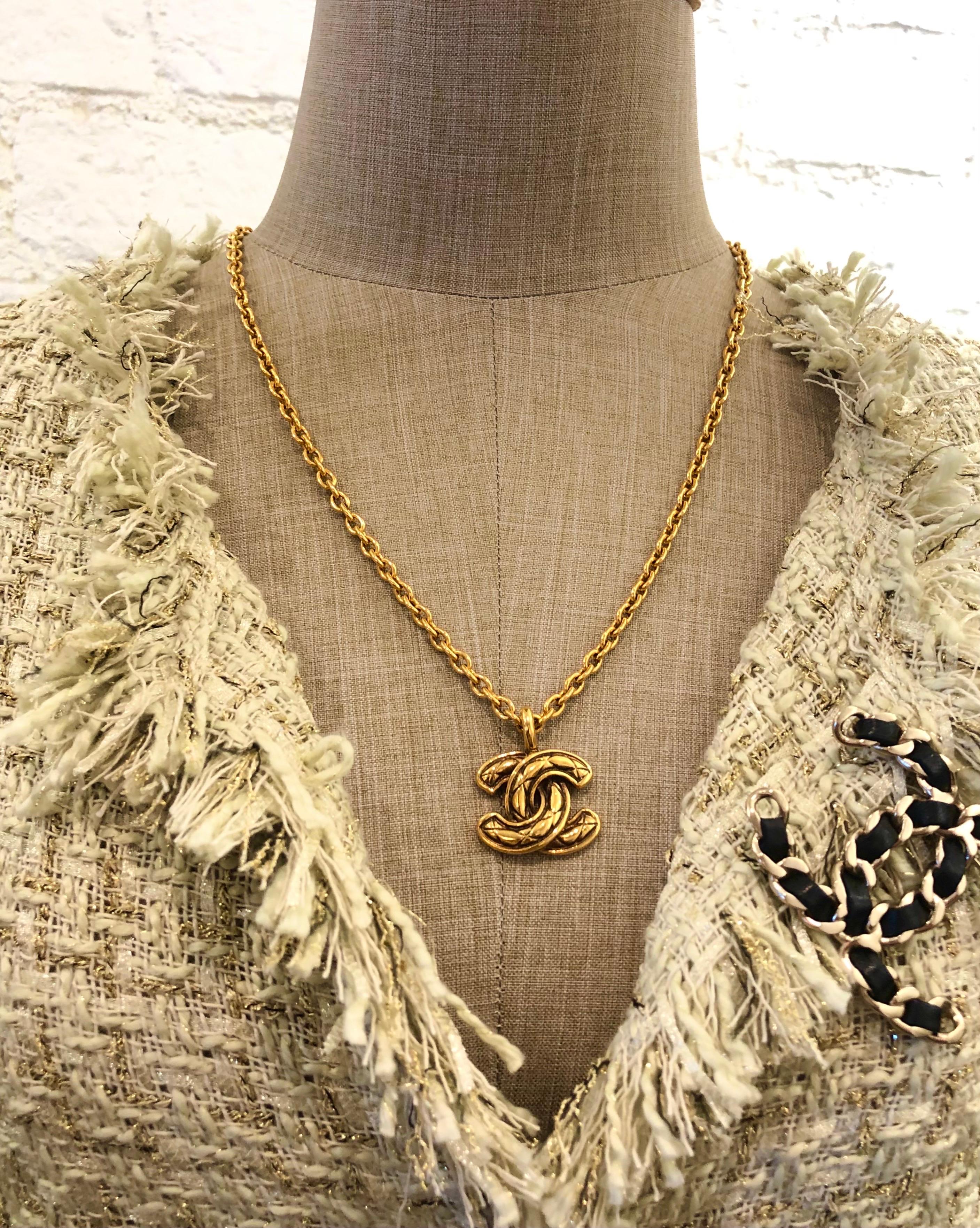 small chanel necklace