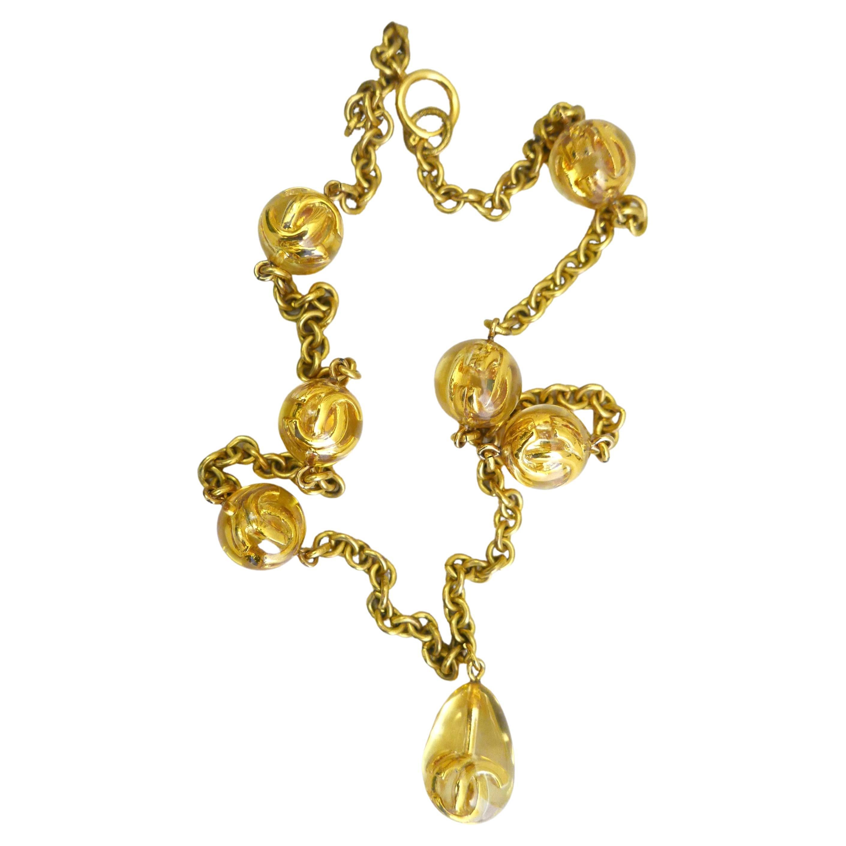 1980s Vintage CHANEL Gold Toned Resin Marble Chain Necklace  For Sale