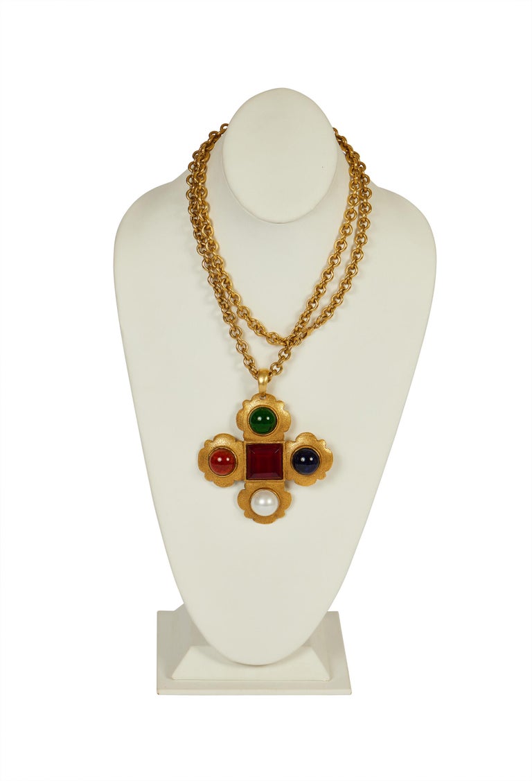 1980's Vintage Chanel Gripoix Maltese Cross Necklace at 1stDibs