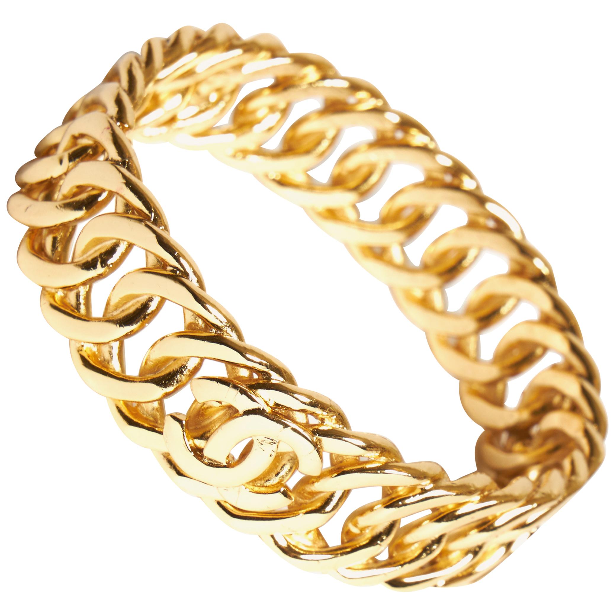 1980s Vintage Chanel Logo Chain Gold Bangle Bracelet For Sale at 1stDibs