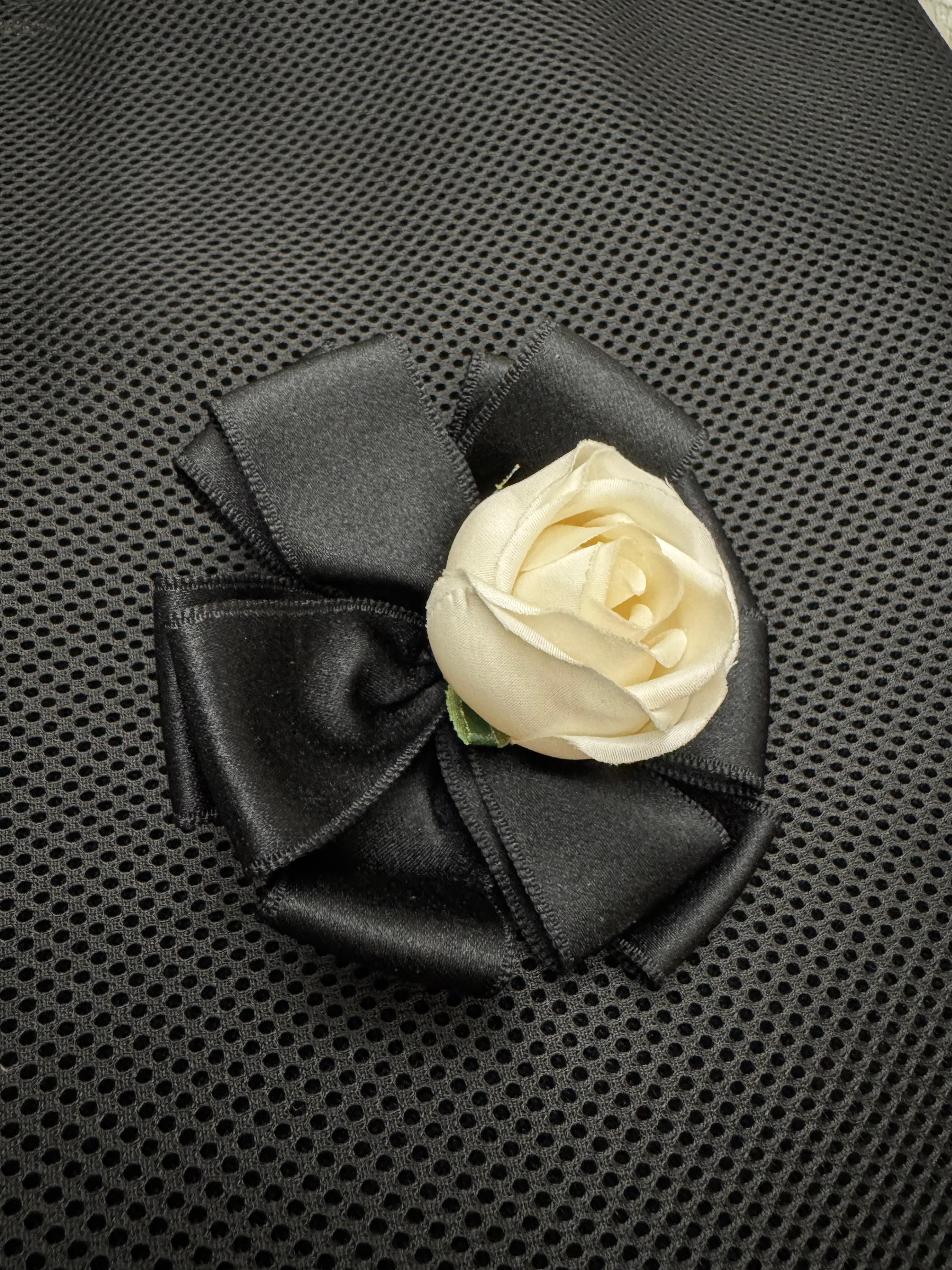 Women's or Men's 1980s Vintage CHANEL Massive Ribbon Camellia Brooch Black White