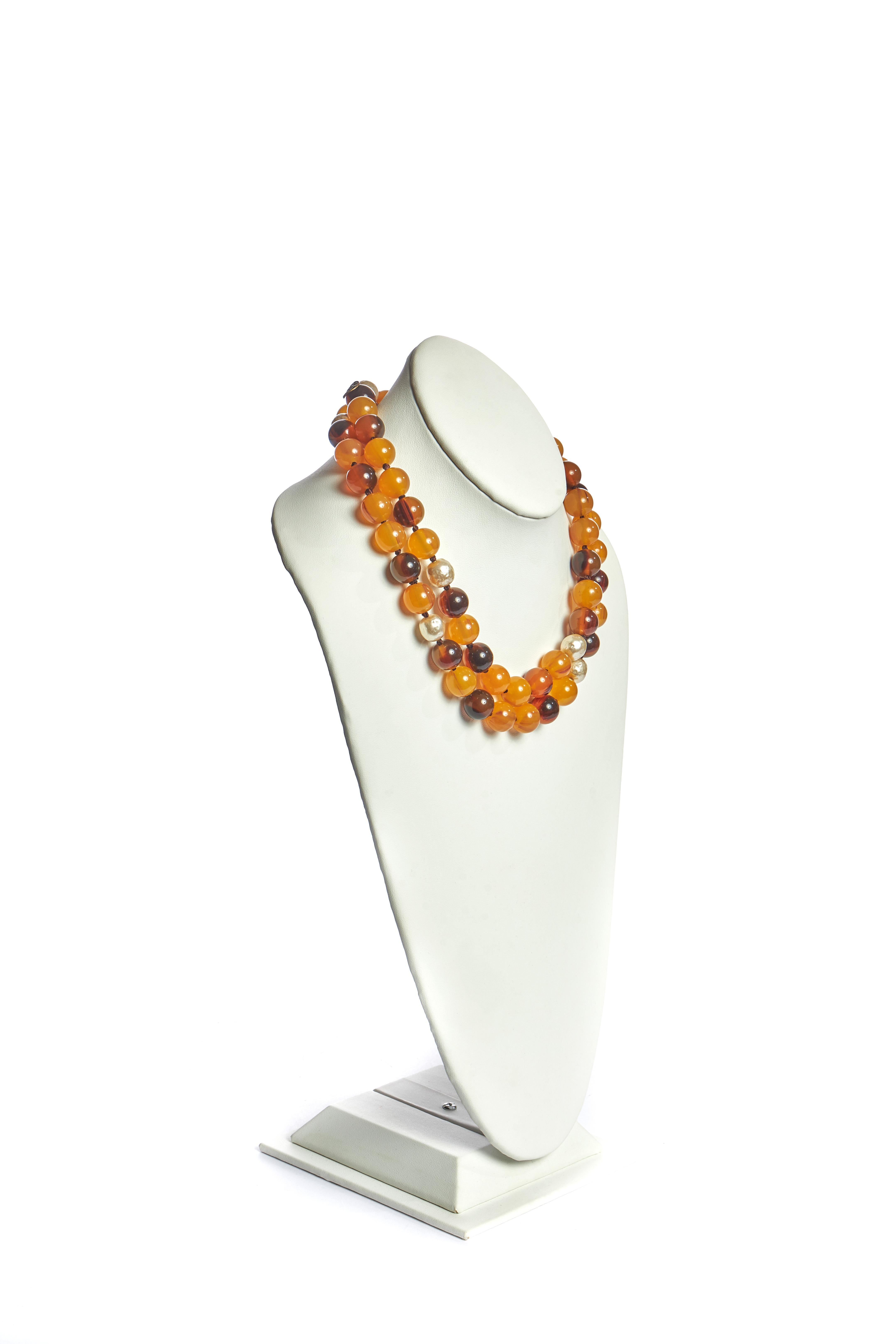 1980's Vintage Chanel Resin Brown Long Necklace In Good Condition In West Hollywood, CA
