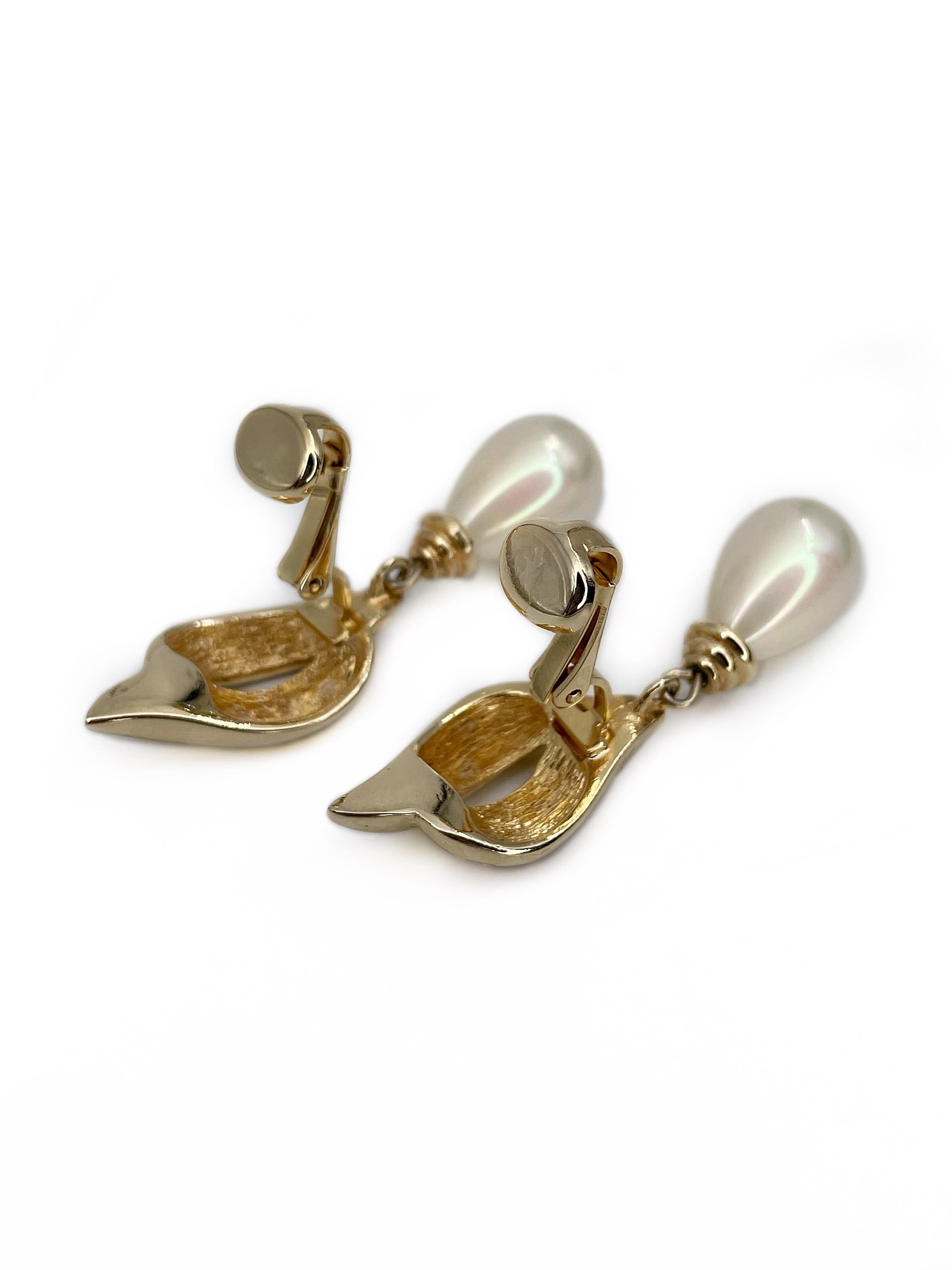 christian dior pearl drop earrings