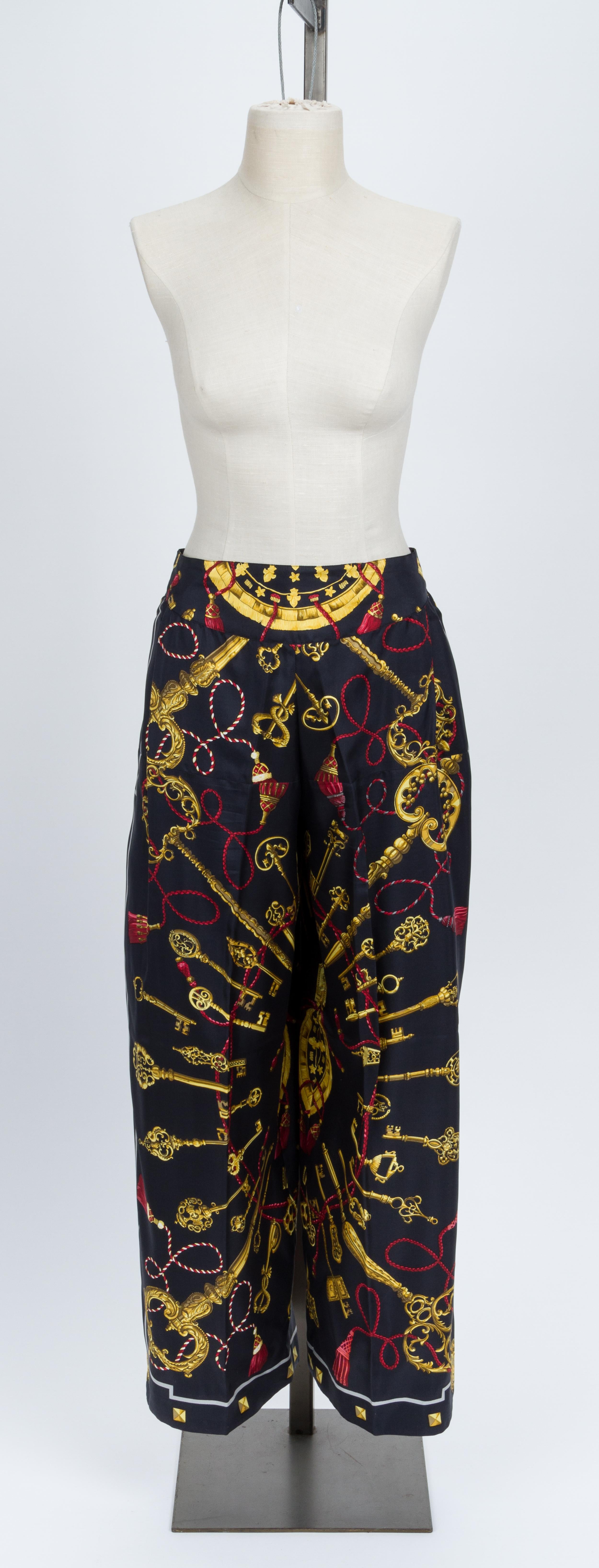 1980's Vintage Collectible Hermès Silk Tunic and Pants 2 Piece Lounge Set 6